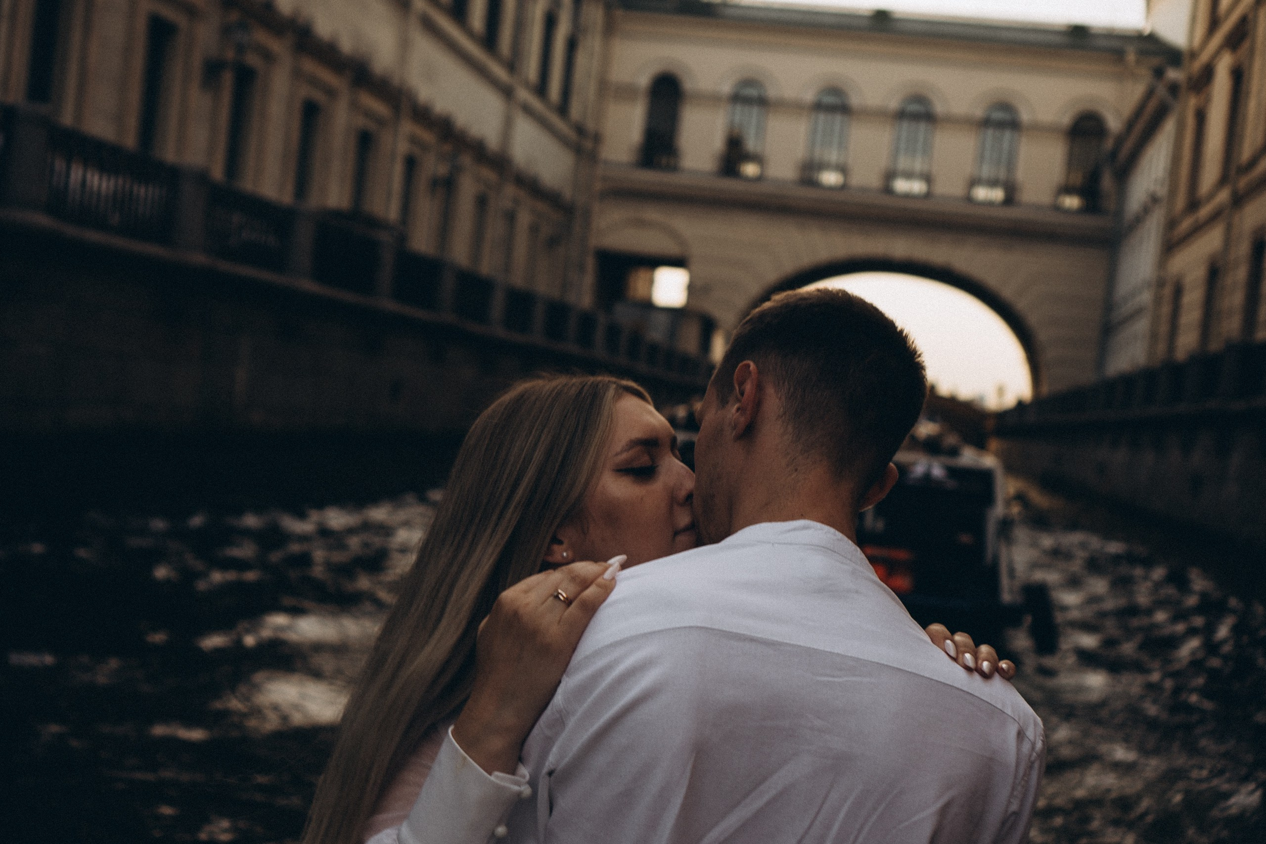 СВАДЕНБНАЯ СЬЕМКА НА КАТЕРЕ ПО КАНАЛАМ САНКТ-ПЕТЕРБУРГА И В АКВАТОРИИ НЕВЫ. Профессиональный фотограф, Санкт-Петербург — Виктория Богомолова