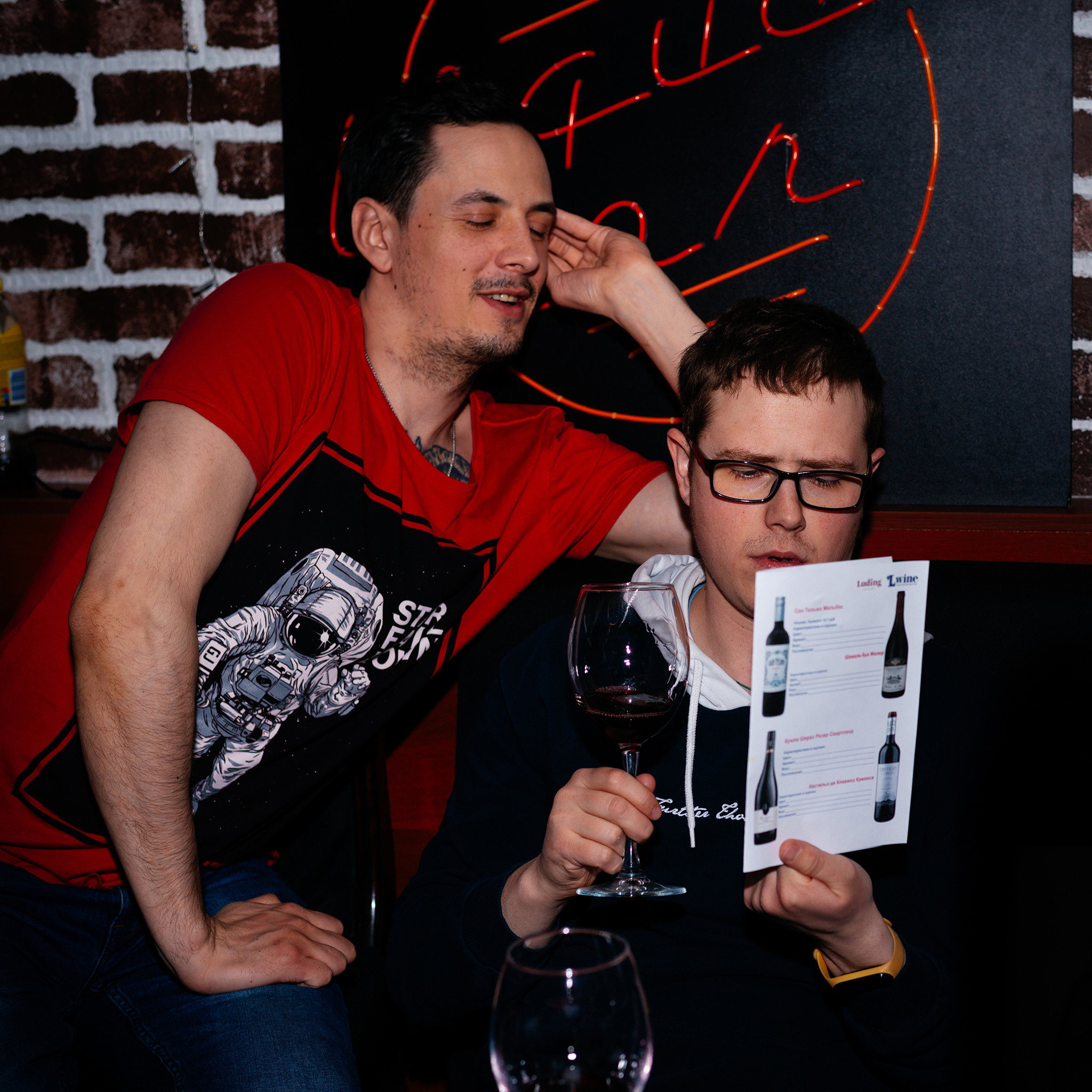 Дегустация вин. Репортажный фотограф в Санкт-Петербурге Анастасия Клёпова