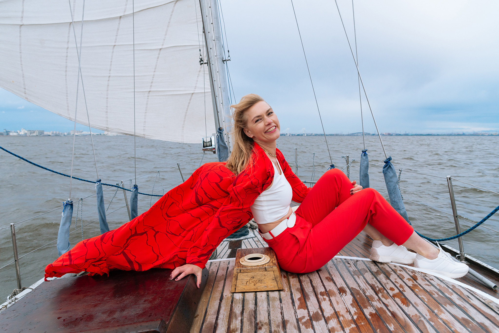 Прогулка на яхте. Репортажный фотограф в Санкт-Петербурге Анастасия Клёпова
