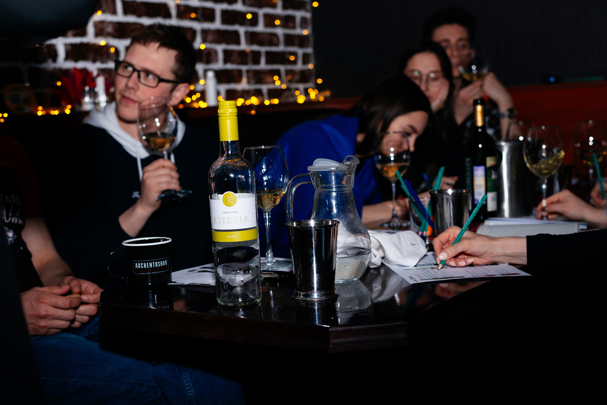 Дегустация вин. Репортажный фотограф в Санкт-Петербурге Анастасия Клёпова