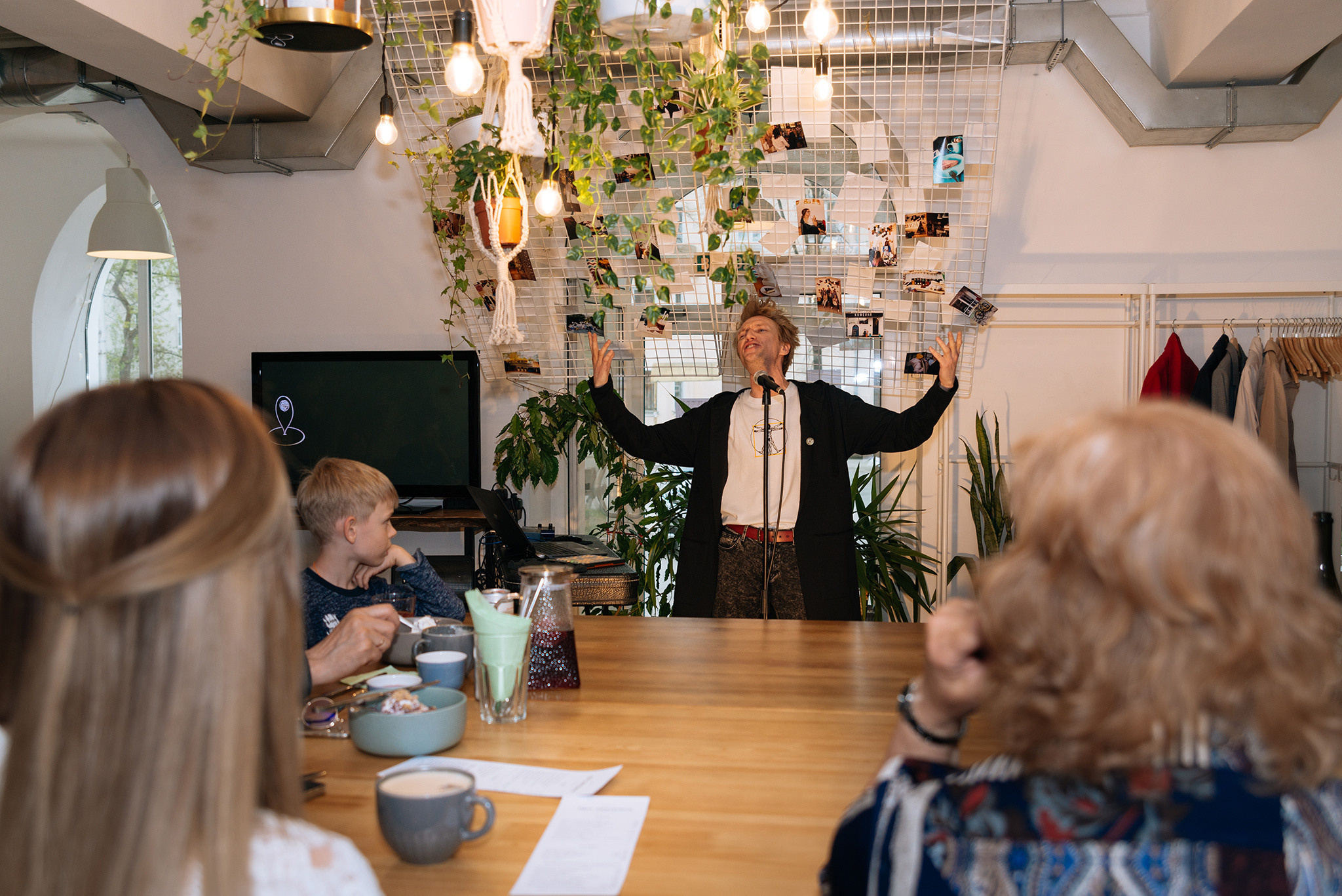 «Греческий салат». Моно спектакль. Репортажный фотограф в Санкт-Петербурге Анастасия Клёпова