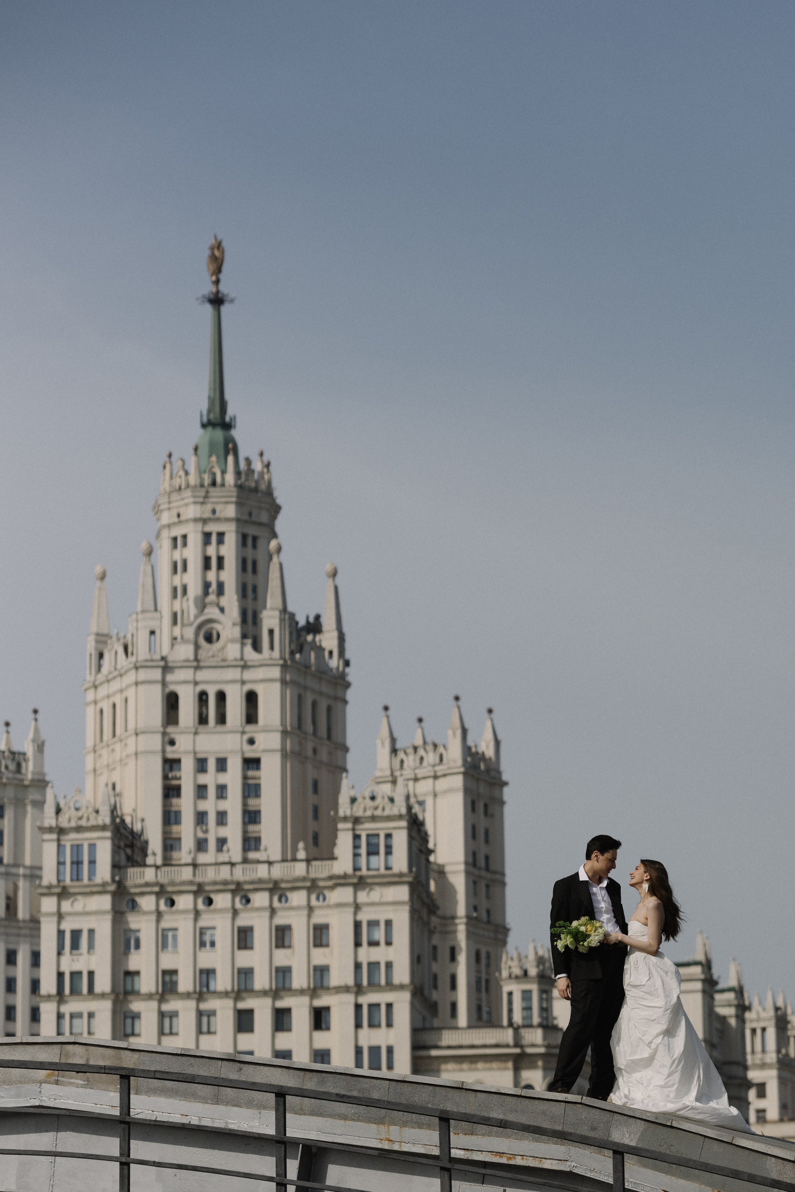 Москва. Набережная. Вы. Юлия Анисимова — свадебный и семейный фотограф в Санкт-Петербурге