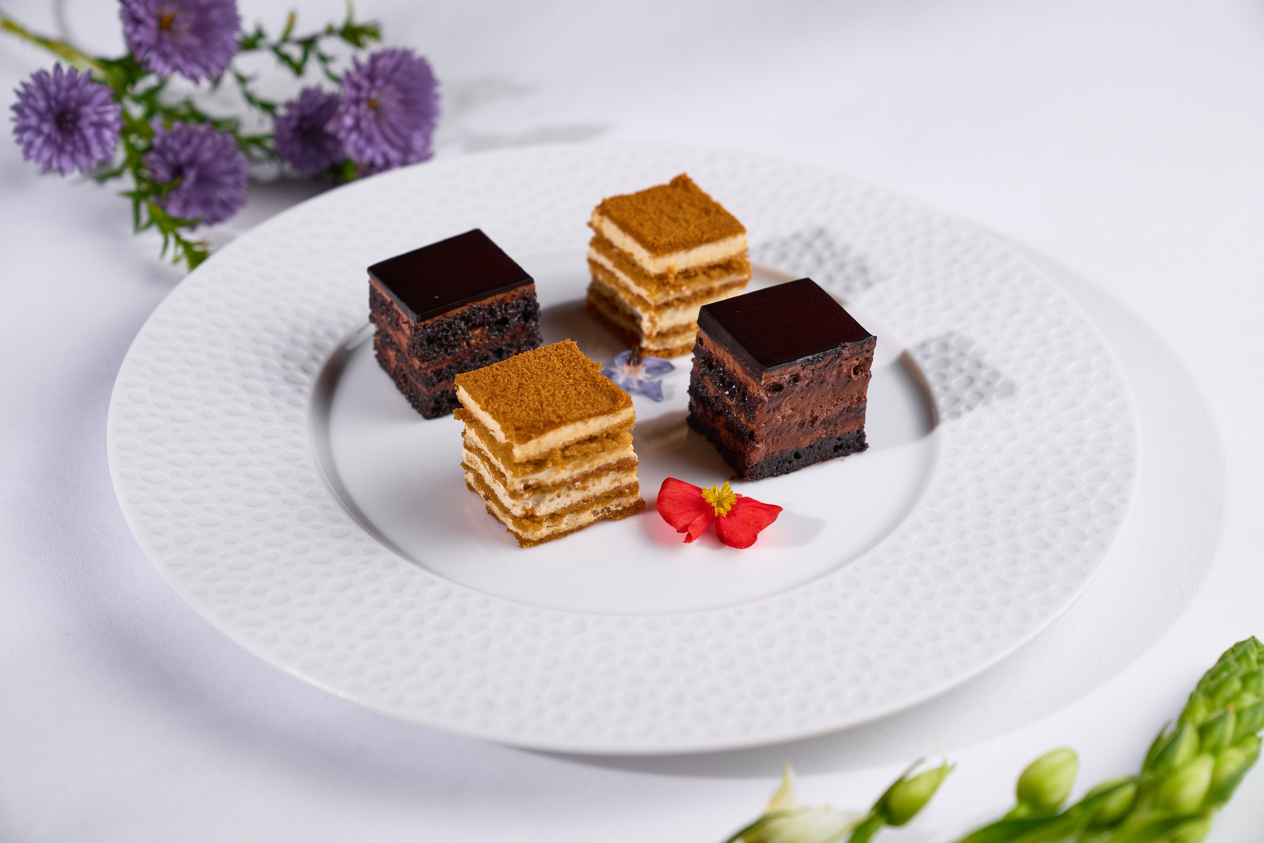 COSMOS ITALY — СЪЕМКА МЕНЮ