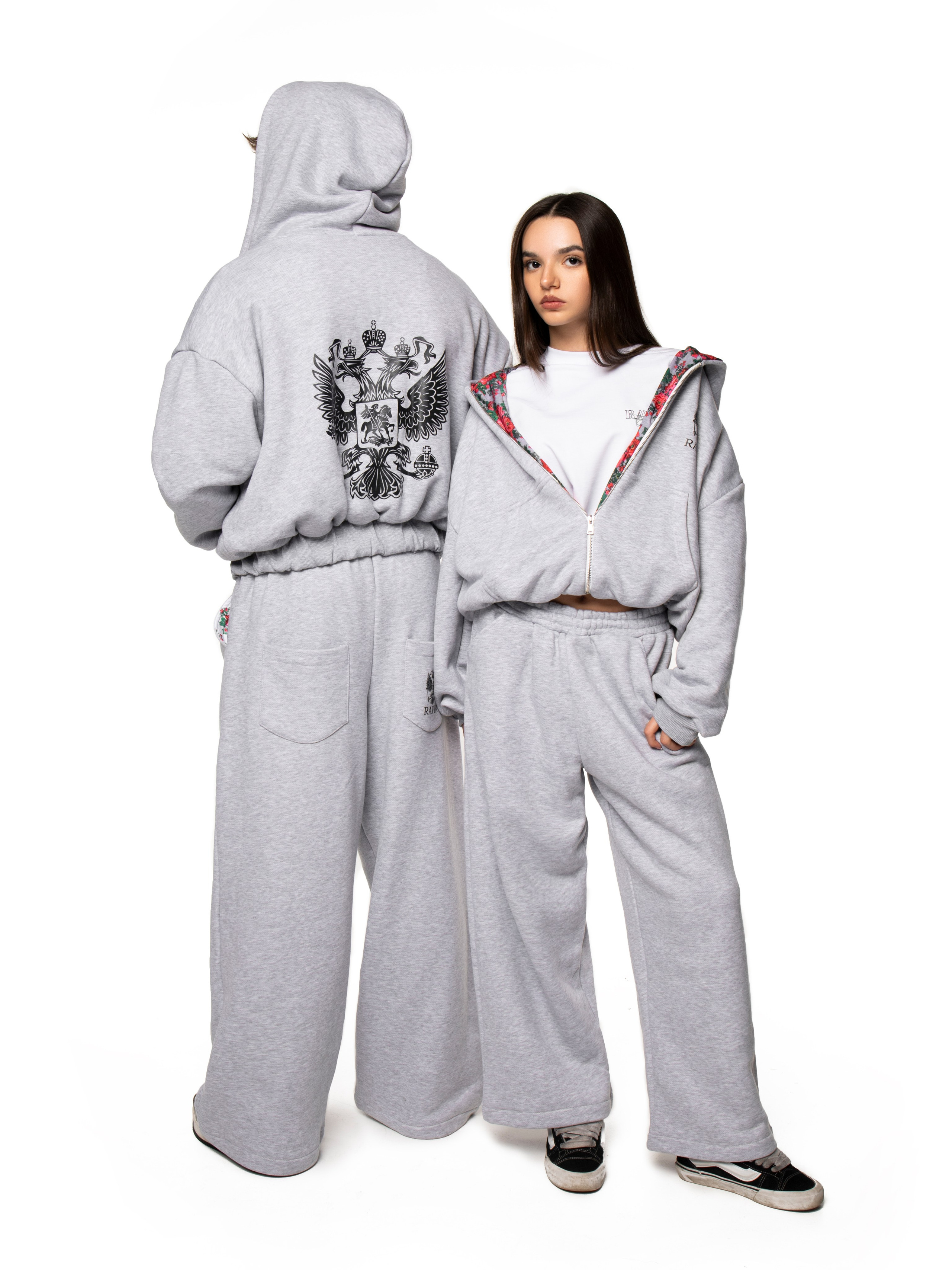 КАТАЛОГ | белый фон. RUNA production — стильные съемки для брендов