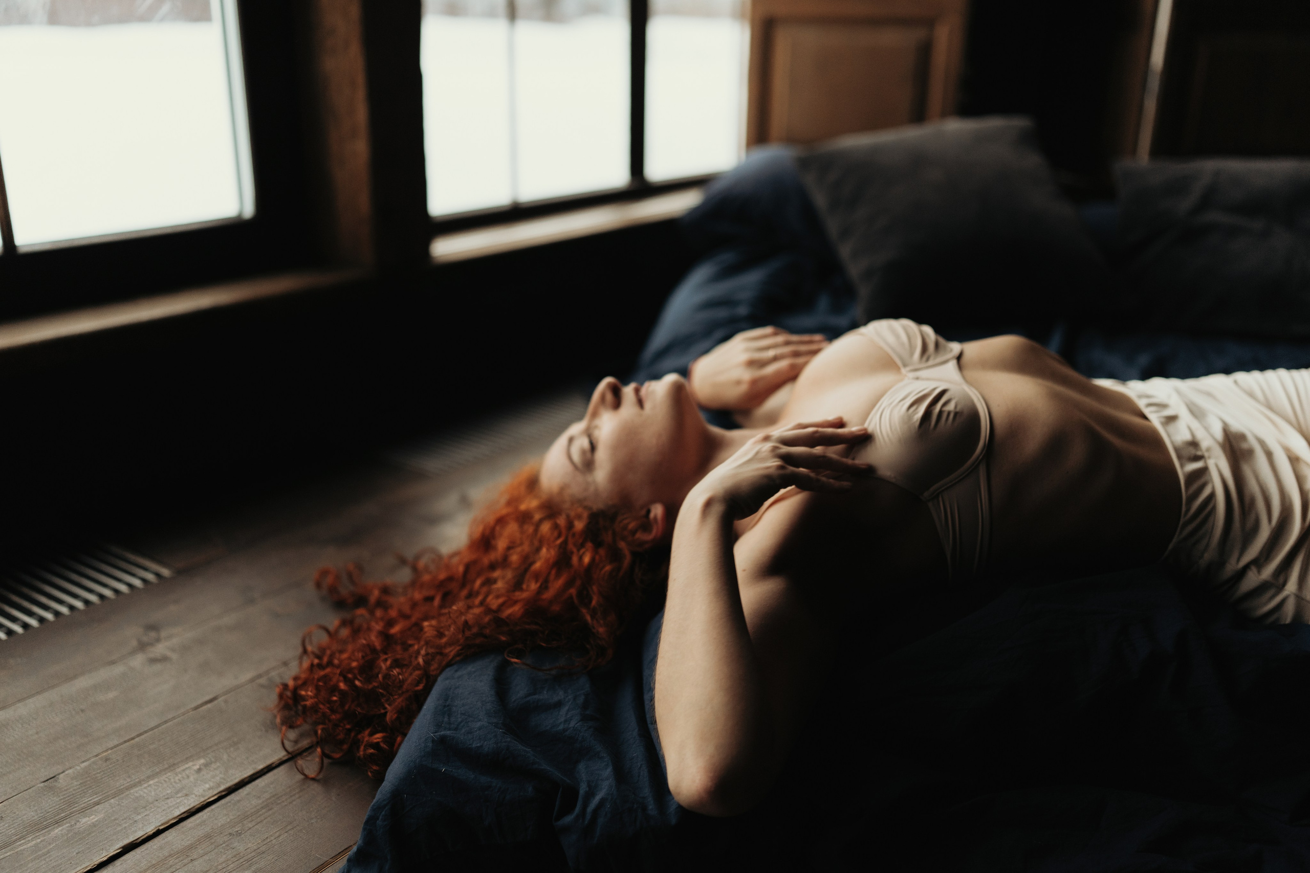 Алёна. Hmliber — фотограф и контент-креатор из Петербурга