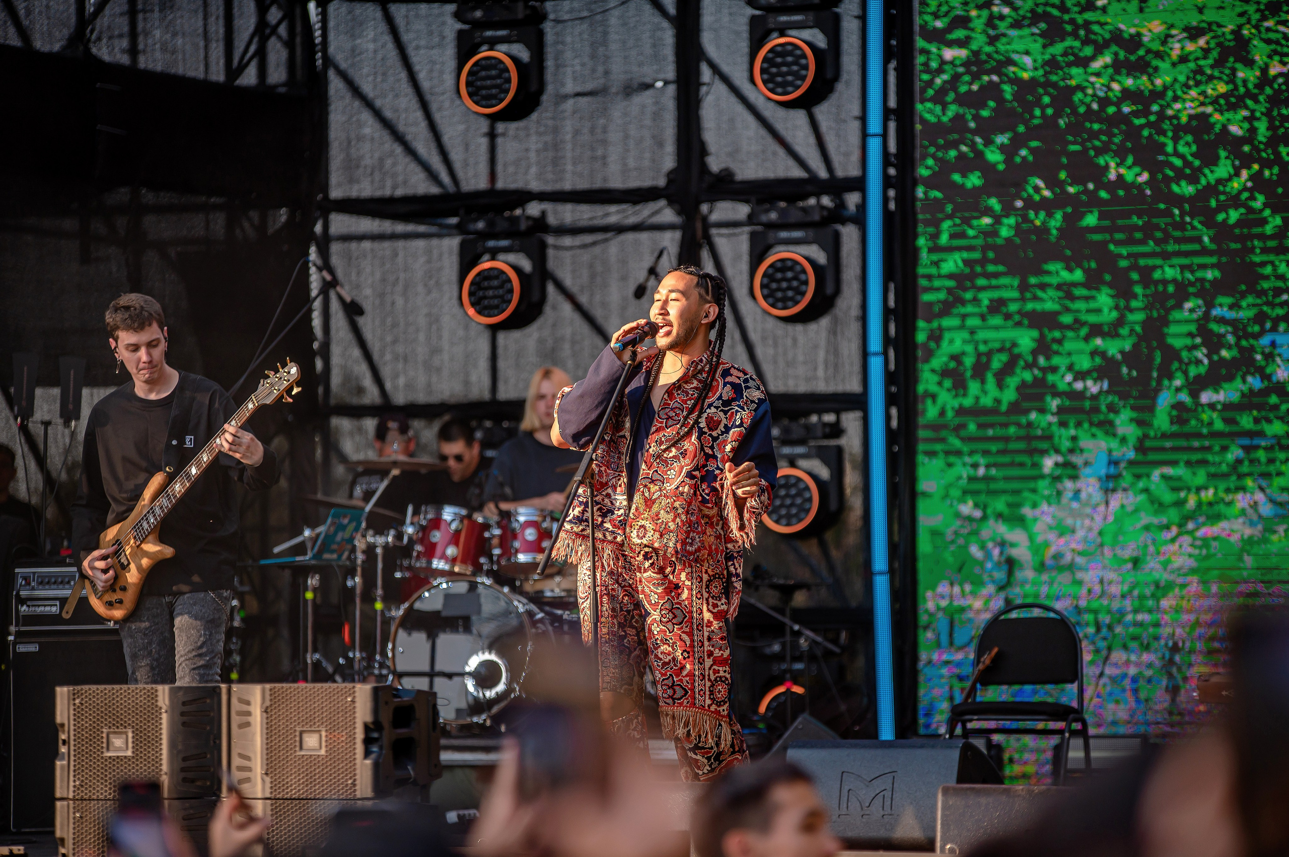 Концерты. Фестивали. Елена Северина фотограф, Алматы: репортаж (спорт, концерты, конференции), предметная и фуд-съёмка, портреты, каталоги, фэшн, ретушь