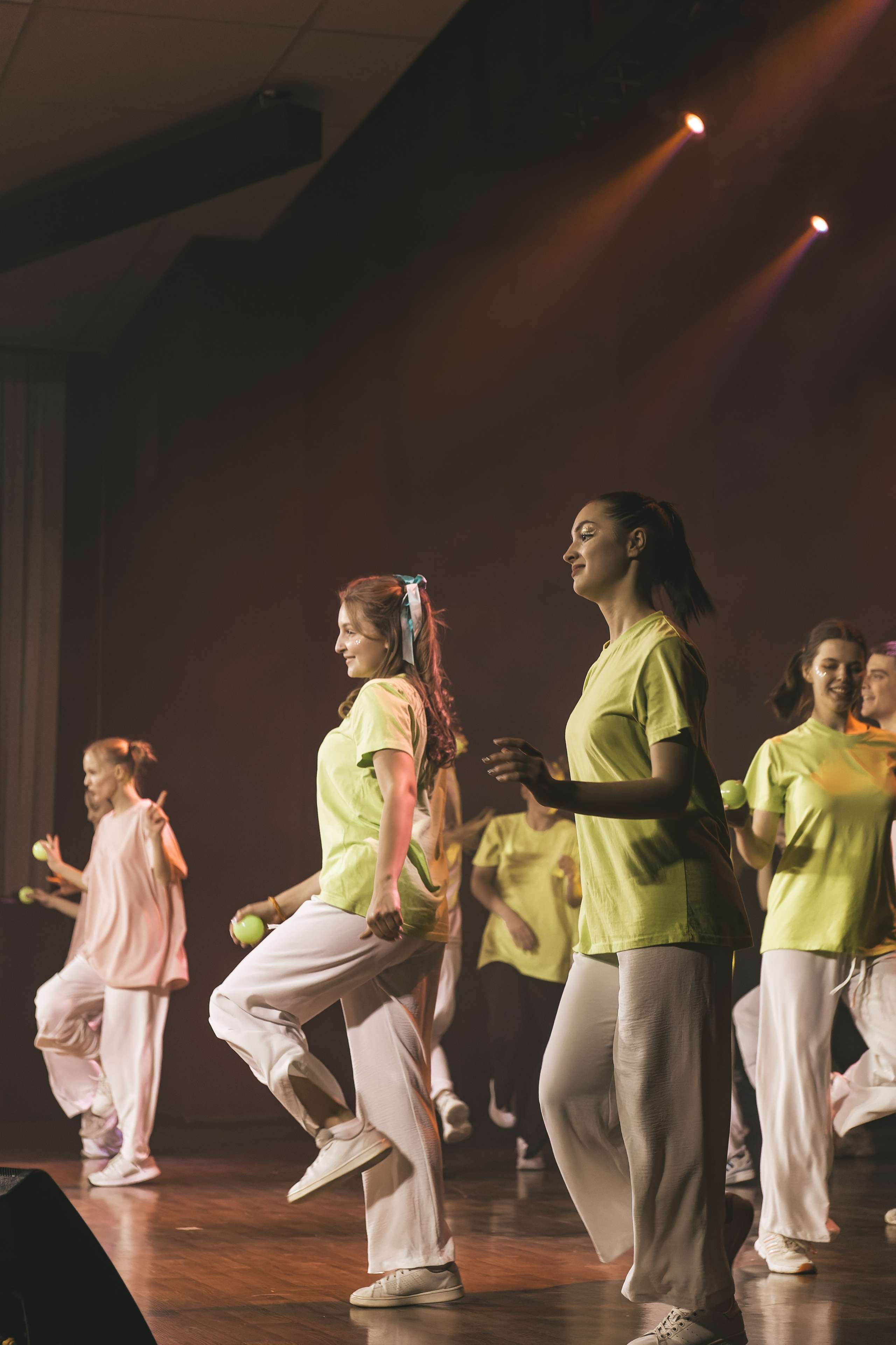 СмолГУ — Зеленое Яблоко — 2023. Танец. KiPPER Gallery — Фотограф