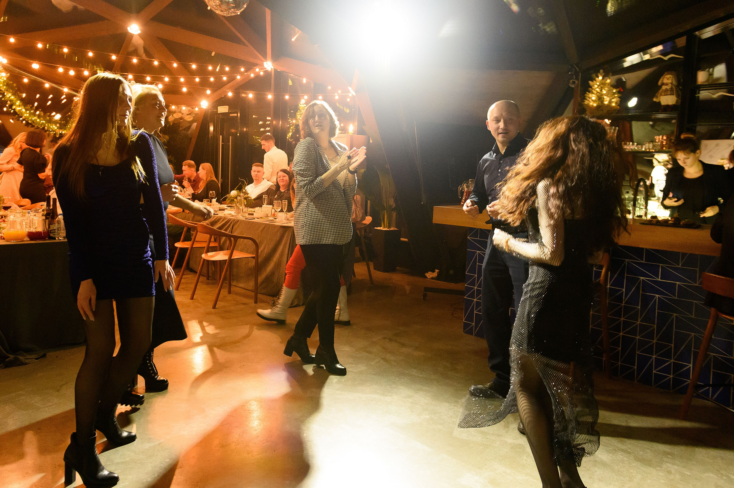 Фотосъемка новогоднего корпоратива. Семейный и свадебный фотограф в Санкт-Петербурге Гришин Юрий