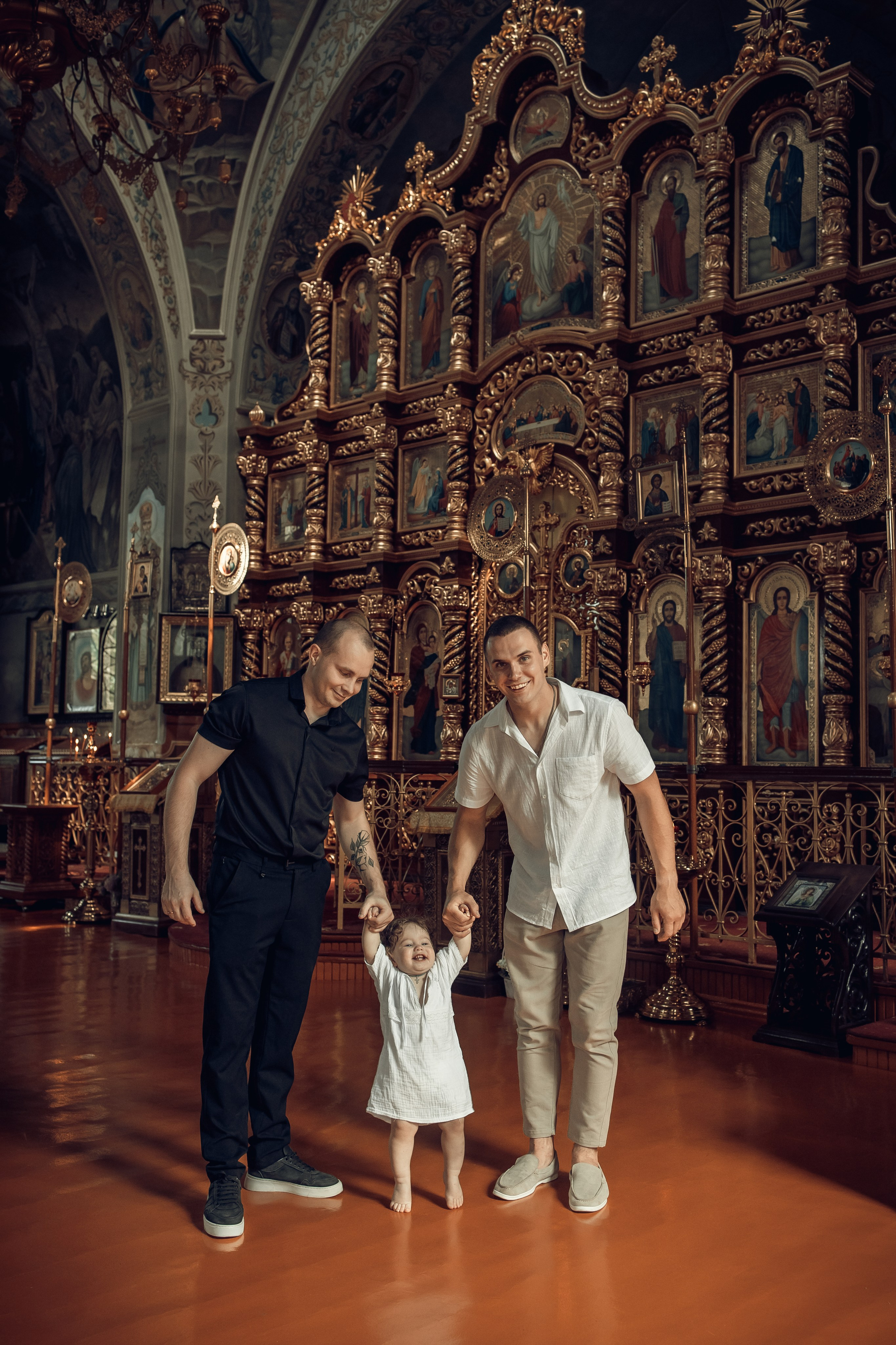 Таинство Крещения Мирона. Свято-Успенский храм. Свадебный фотограф Краснодар Инна Кириенко