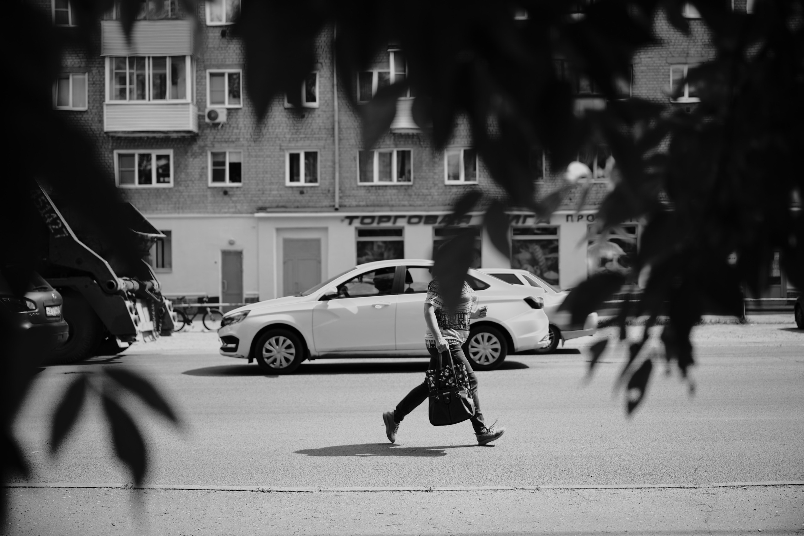 Черно белые снимки. Фотограф для маркетплейсов в Иваново | Съемки одежды и белья
