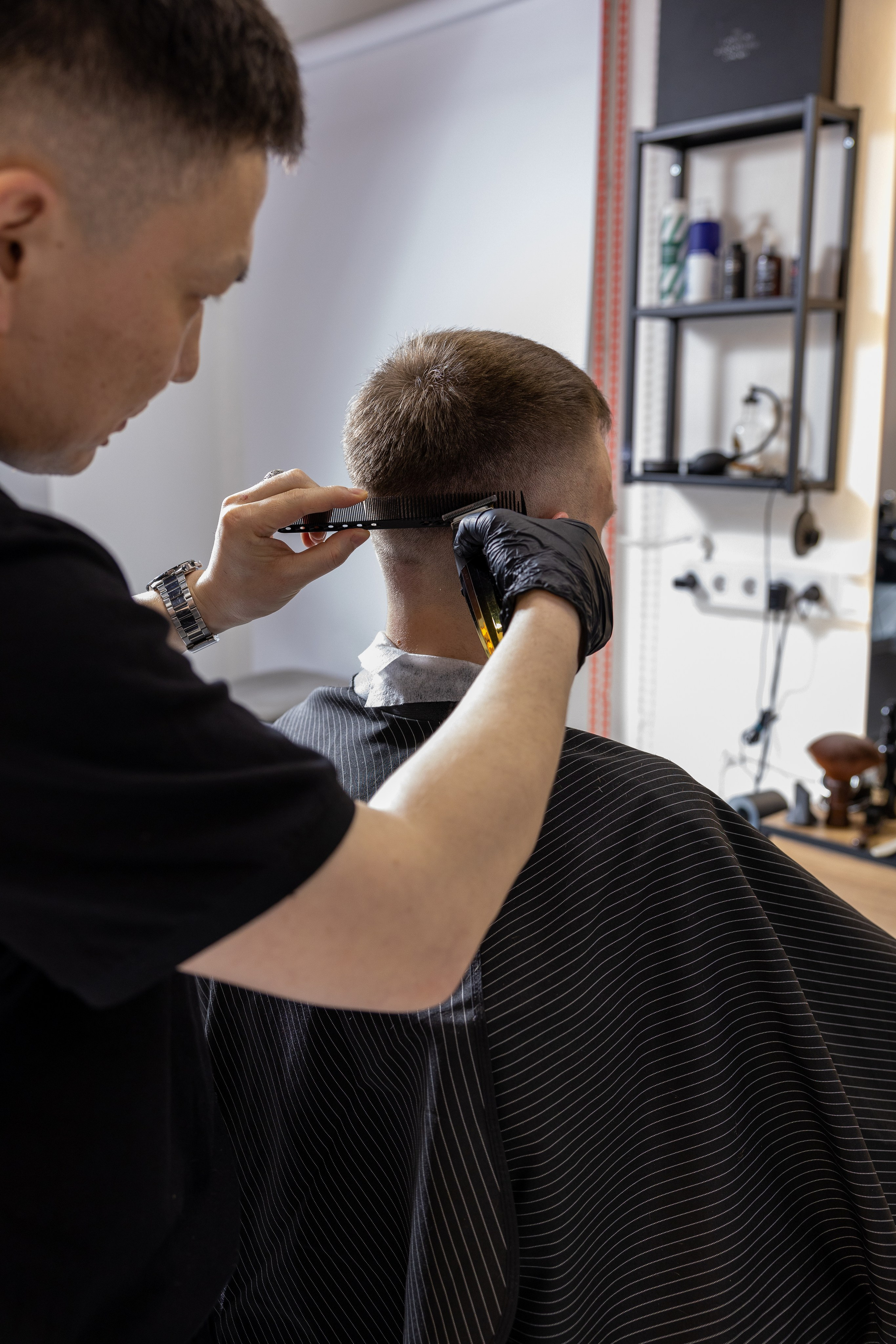 Барбершоп Jet Black 2. Репортажный фотограф Санкт-Петербург | Роман Карбышев