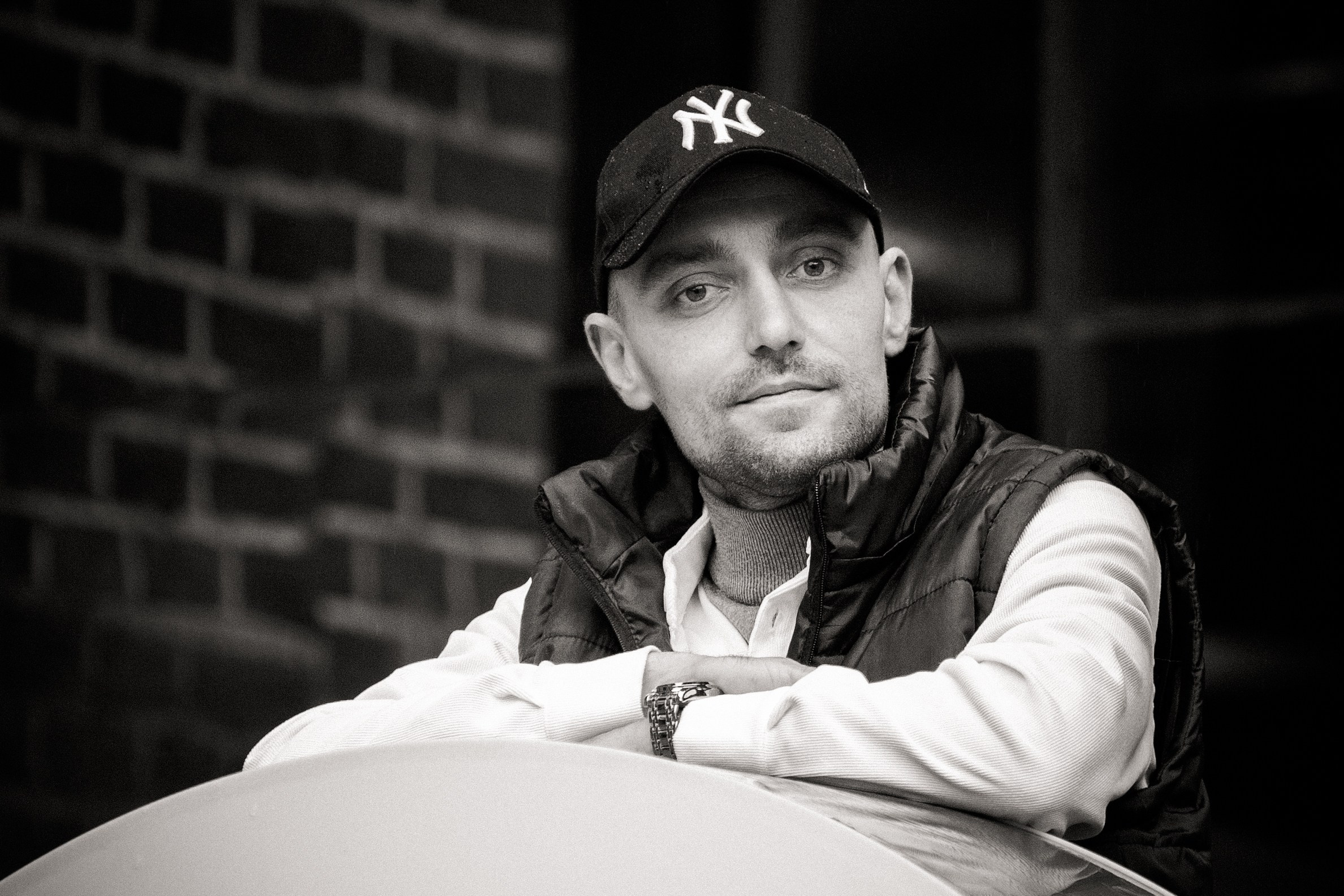 Мужская фотосессия на улице. Свадебный и семейный фотограф в Москве и Подмосковье Лариса Козлова