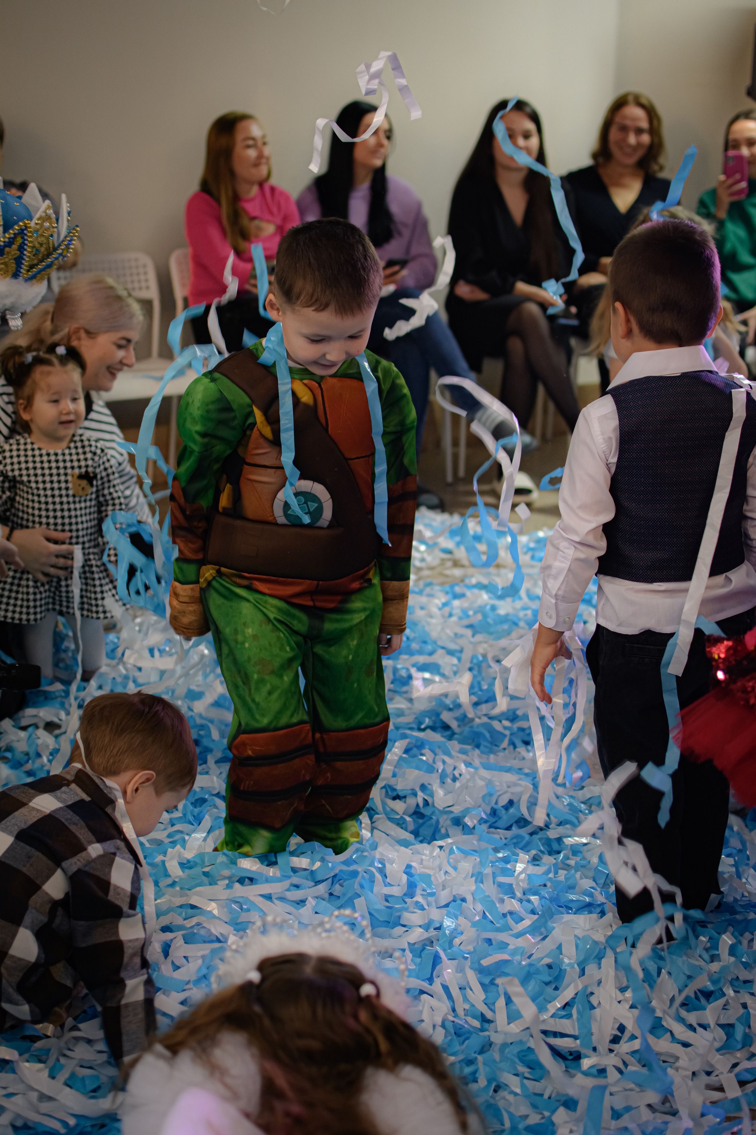 HAPPY NEW YEAR. Photokarish