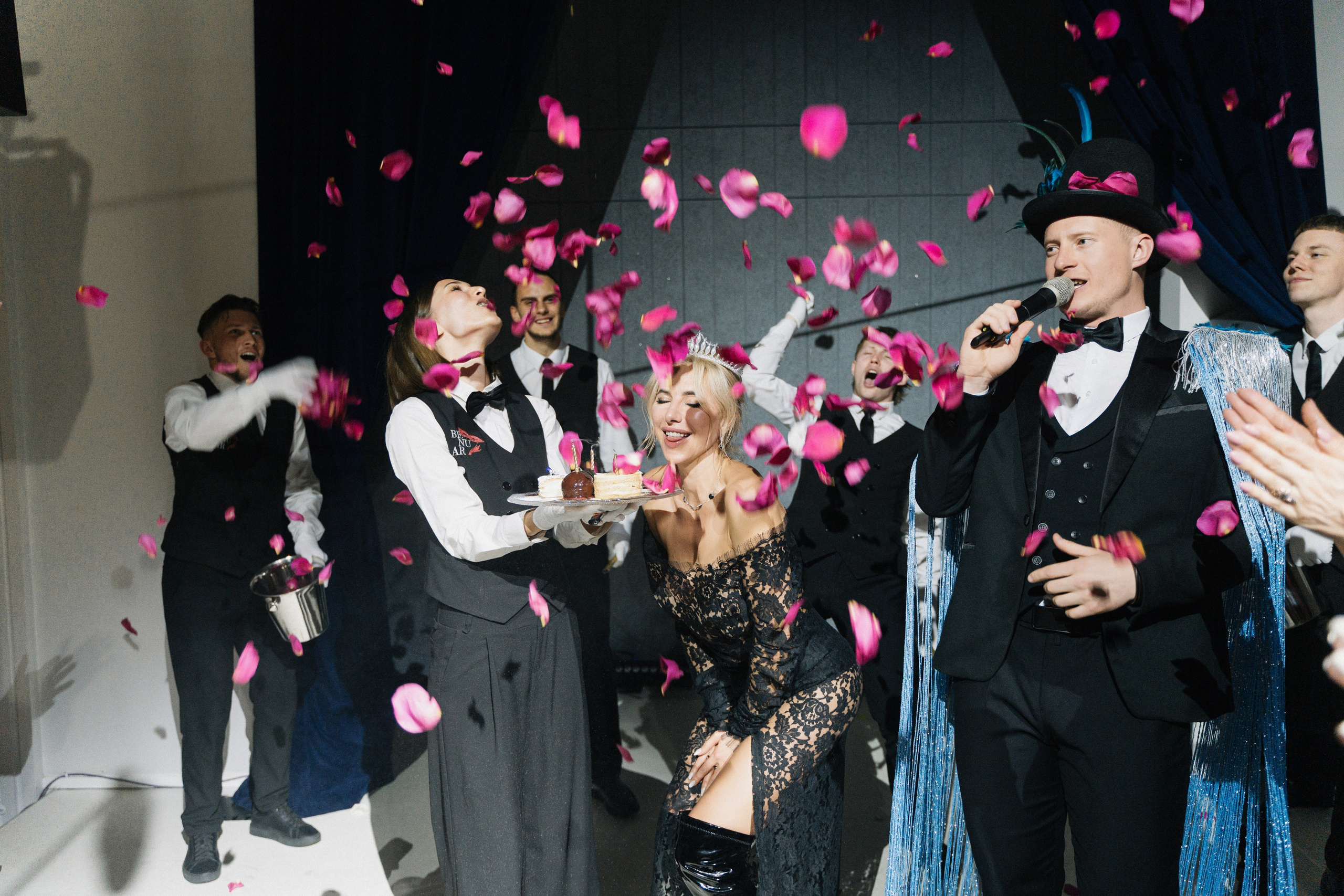 11 мая (суббота). BENUAR Restaurant