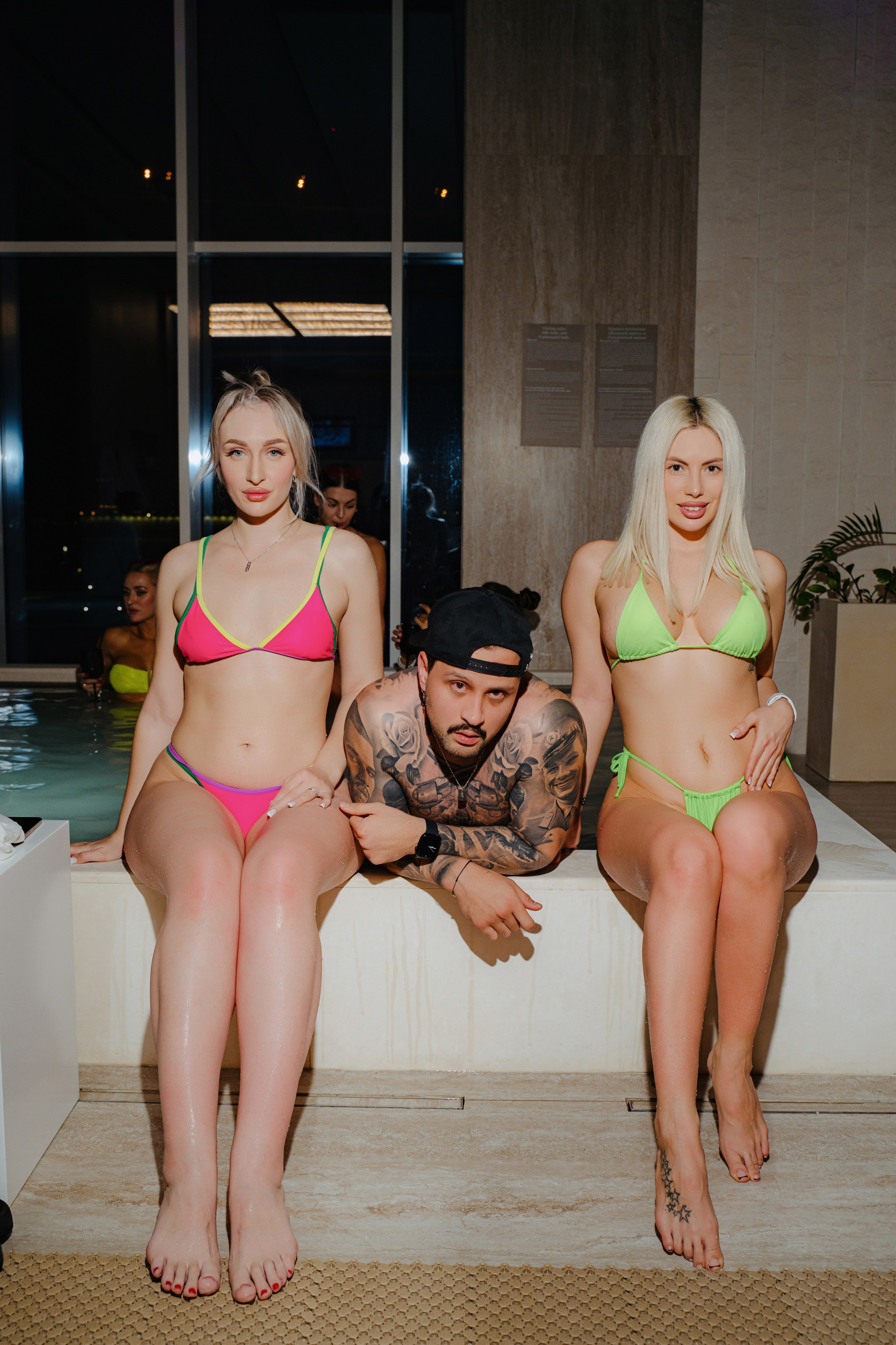 12 февраля (BENUAR Pool Party). BENUAR Restaurant