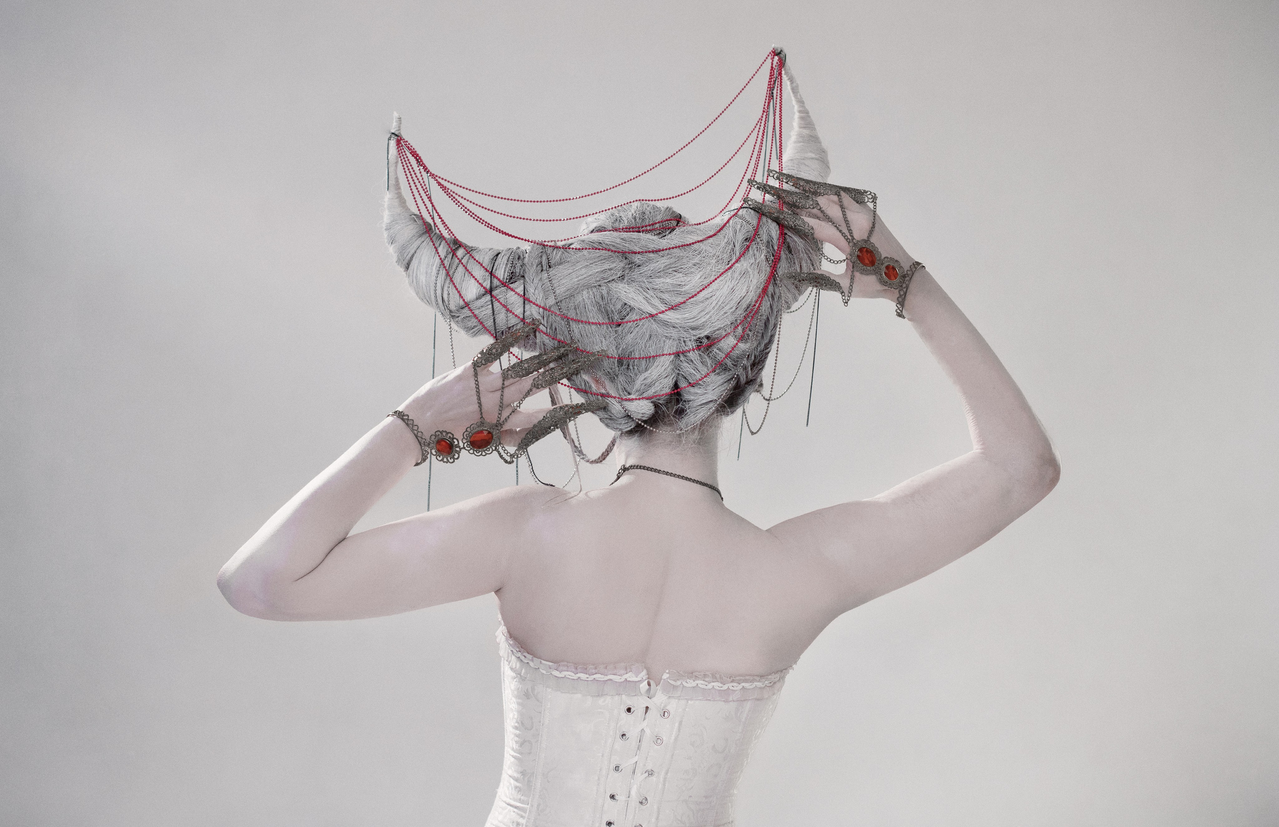 Рогатая Фея. Необычные портретные фотосессии под ключ в Москве