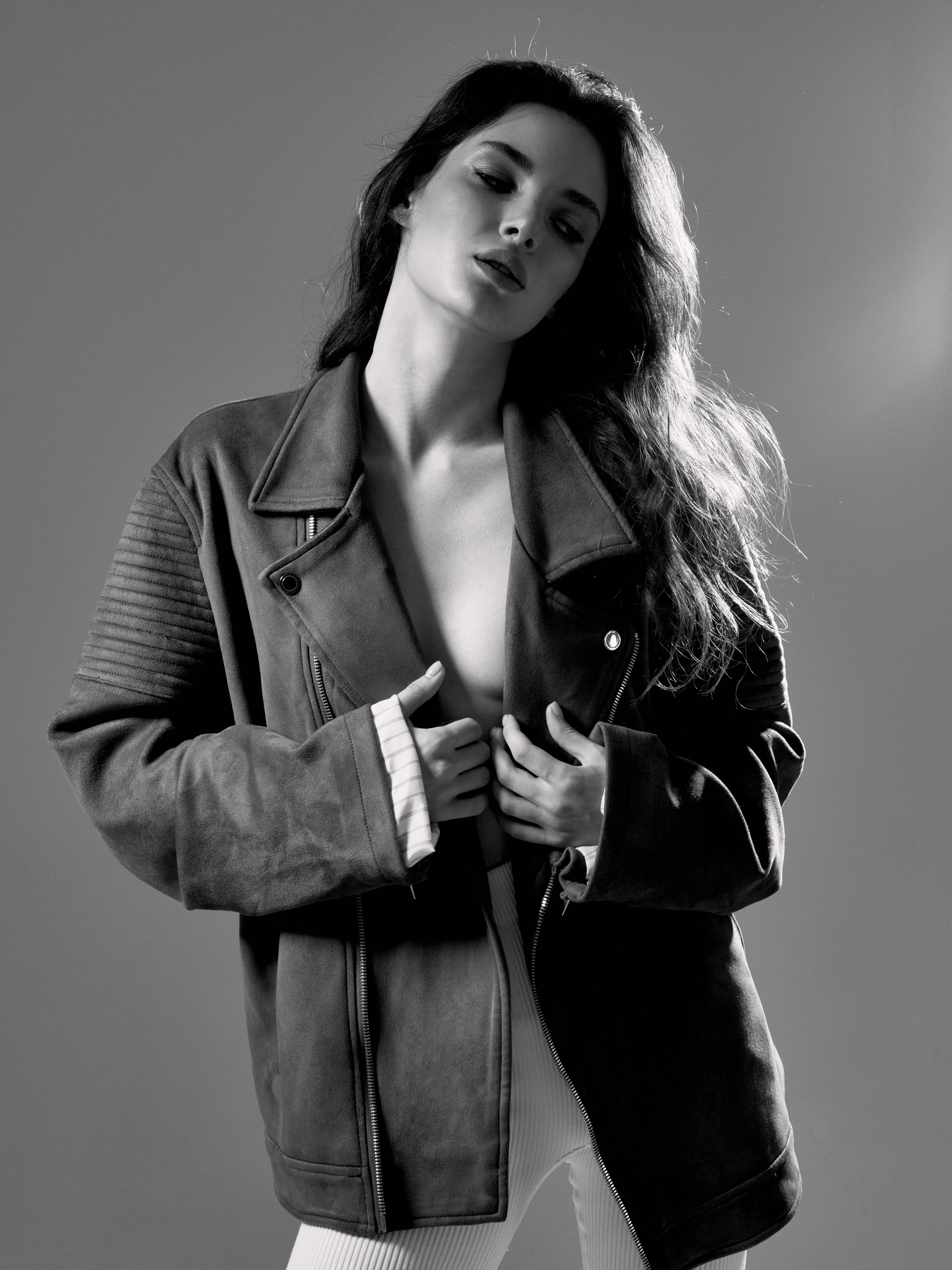 Женская фотосессия на студии в Екатеринбурге. Екатерина Ханенко — фотограф в Екатеринбурге