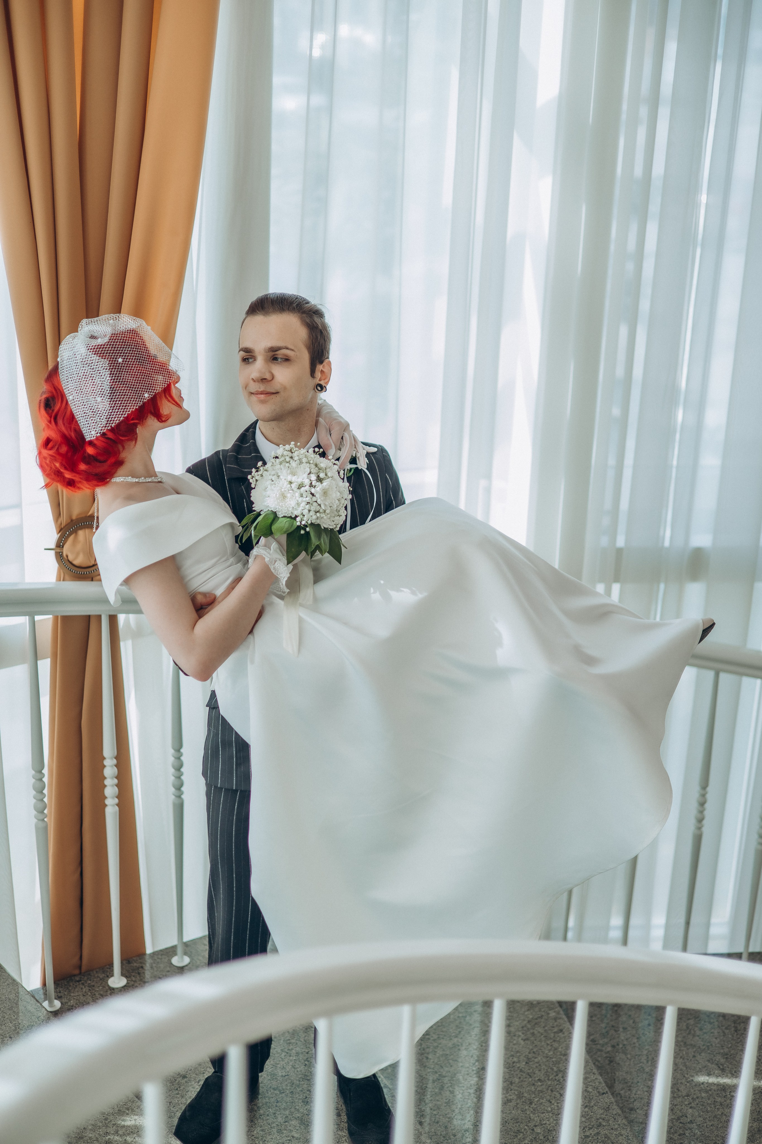 Свадебная фотосессия в загс. Семейный, детский, женский фотограф в Новосибирске Оля Борисова