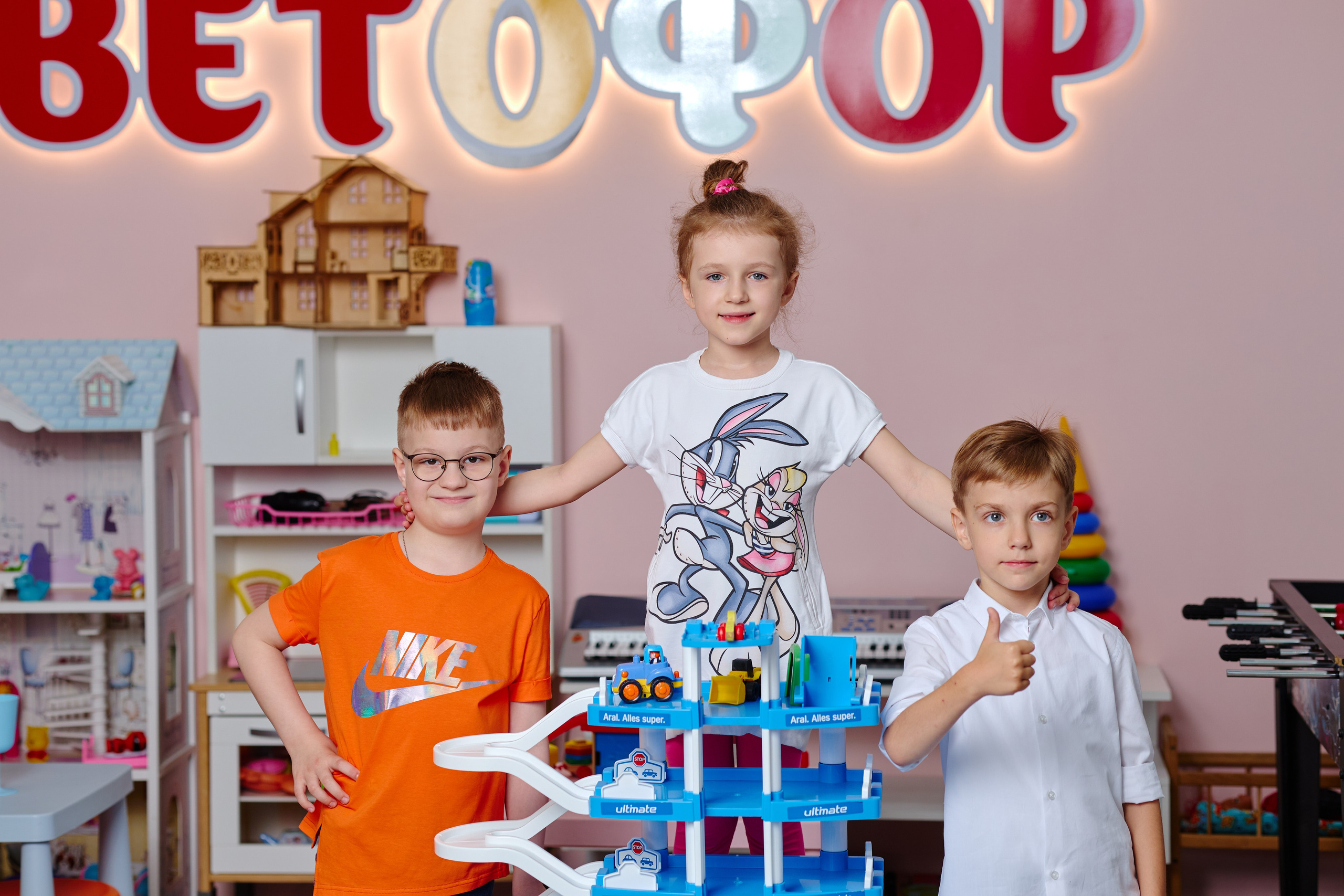 Сьемка в парке для выпускного альбома детский садик № 20. Фотограф Выпускные альбомы Таганрог Сергей Коробченко