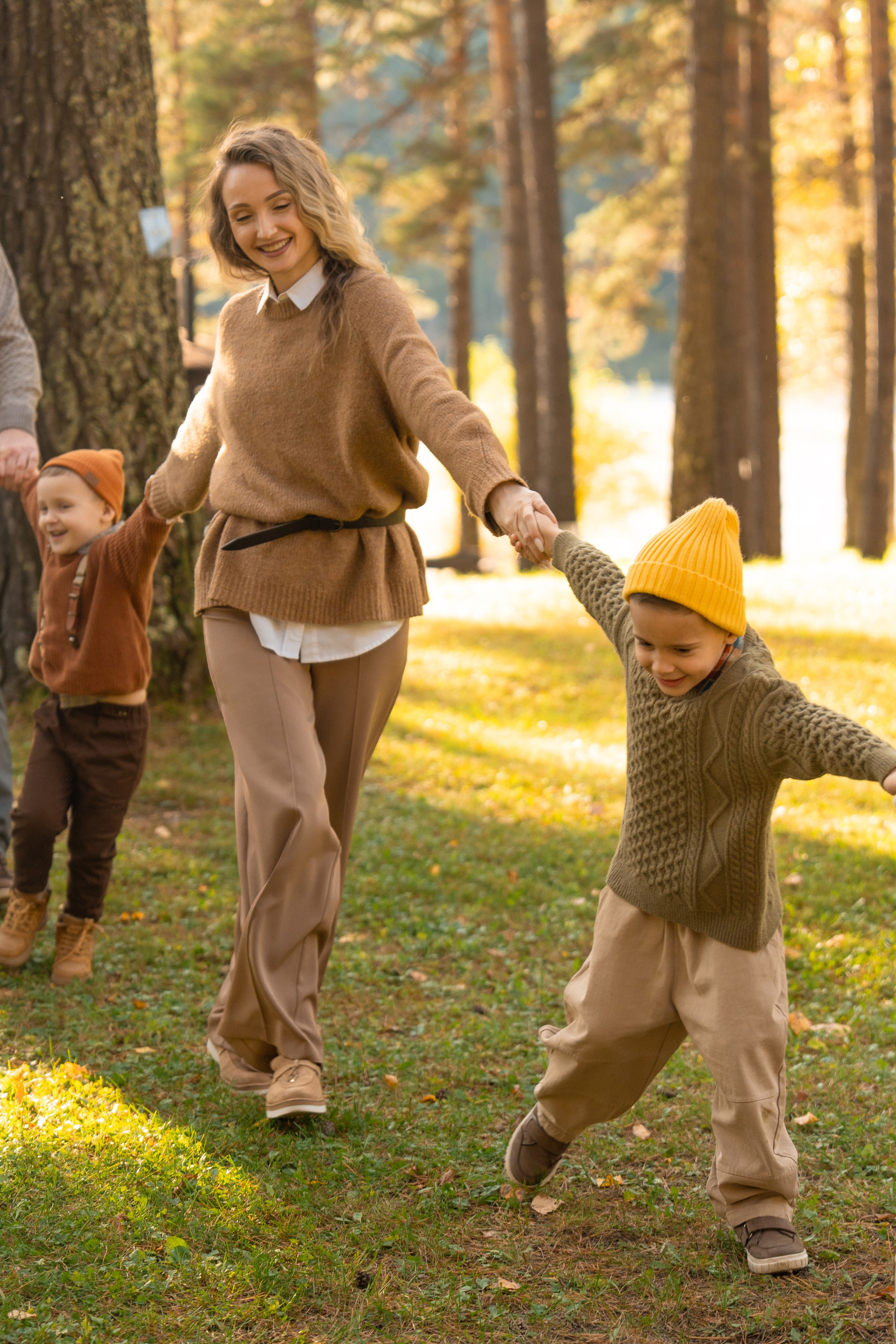 Семейная фотосессия в Москве для большой семьи. Свадебный фотограф в Москве Анна Полушина