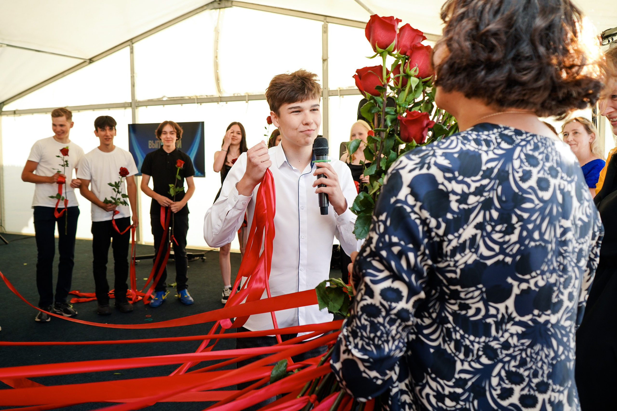 Выпускной 9 класса школа 19 в Коматек. Семейный и портретный фотограф в Екатеринбурге Анна Лобанова