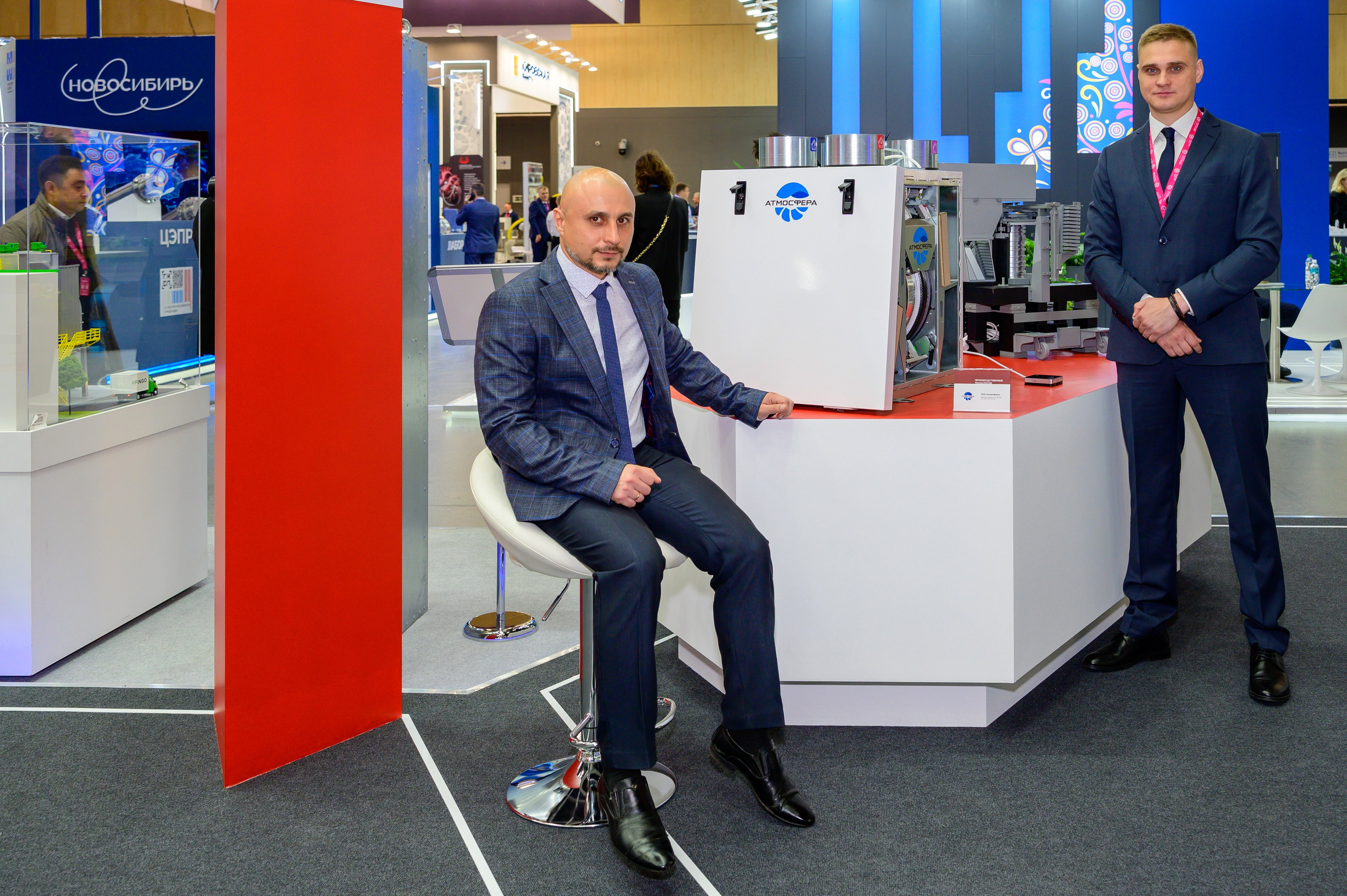 «ИННОПРОМ. Беларусь» — это международная промышленная выставка, объединяющая представителей различных отраслей промышленности, инновационных компаний, инвесторов и государственных структур. Это уникальная платформа для обмена опытом, внедрения новых идей и технологий, что способствует повышению актуальности отрасли и развитию сотрудничества между странами.#БольшаяпромышленнаянеделявМинске @belexpo_by@ph.andrey_puhach #bigindustrialweek #bigindustrialwee