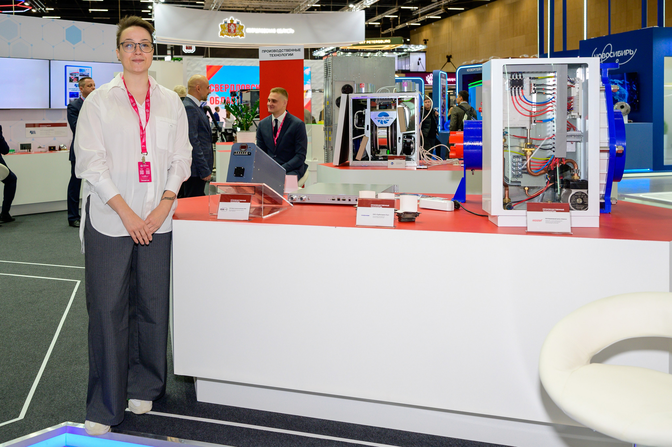 «ИННОПРОМ. Беларусь» — это международная промышленная выставка, объединяющая представителей различных отраслей промышленности, инновационных компаний, инвесторов и государственных структур. Это уникальная платформа для обмена опытом, внедрения новых идей и технологий, что способствует повышению актуальности отрасли и развитию сотрудничества между странами.#БольшаяпромышленнаянеделявМинске @belexpo_by@ph.andrey_puhach #bigindustrialweek #bigindustrialwee