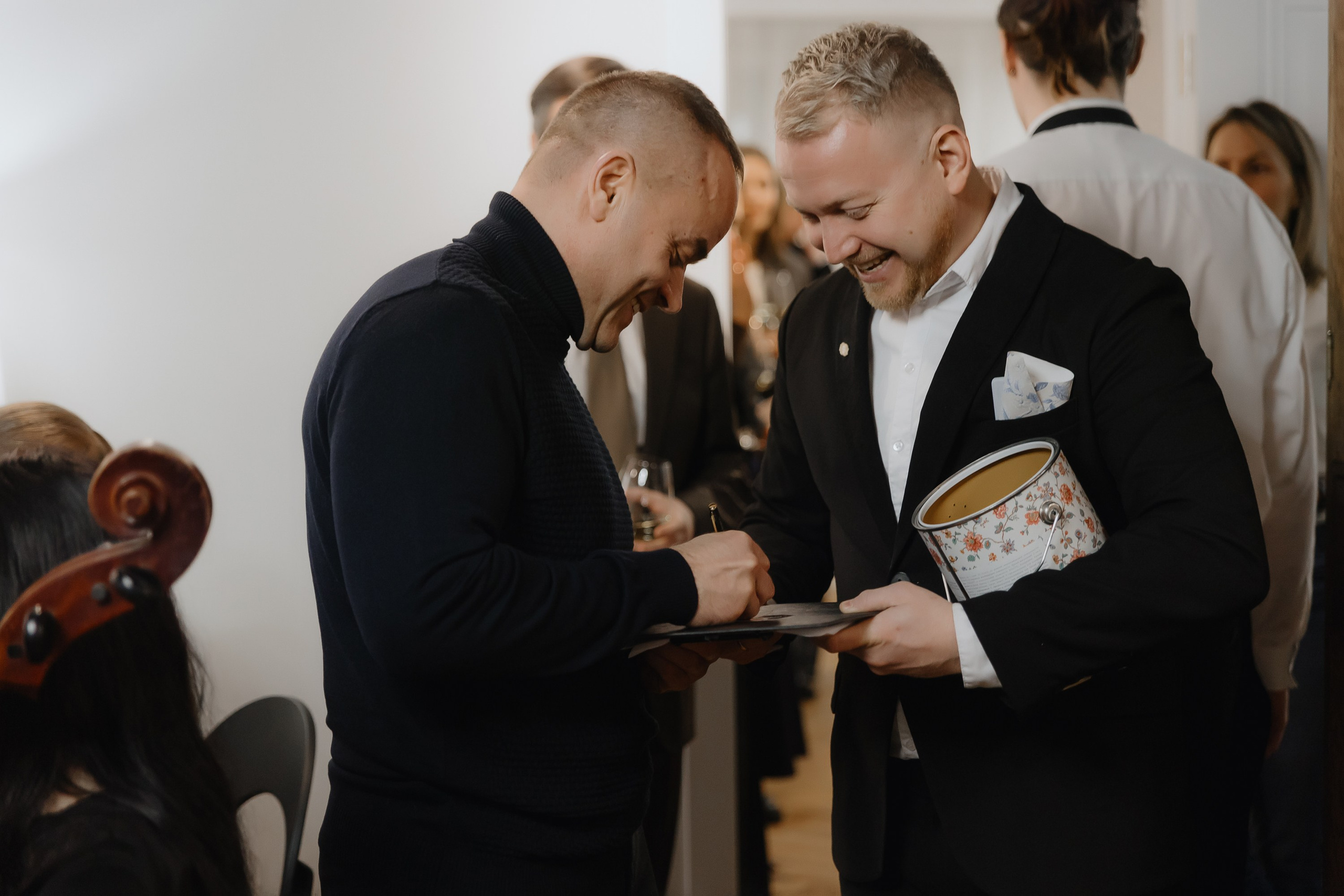 Открытие нового пространства интерьерного салона L. DECO в феврале 2025. L. Deco интерьерный салон. Краски/обои/лепной декор