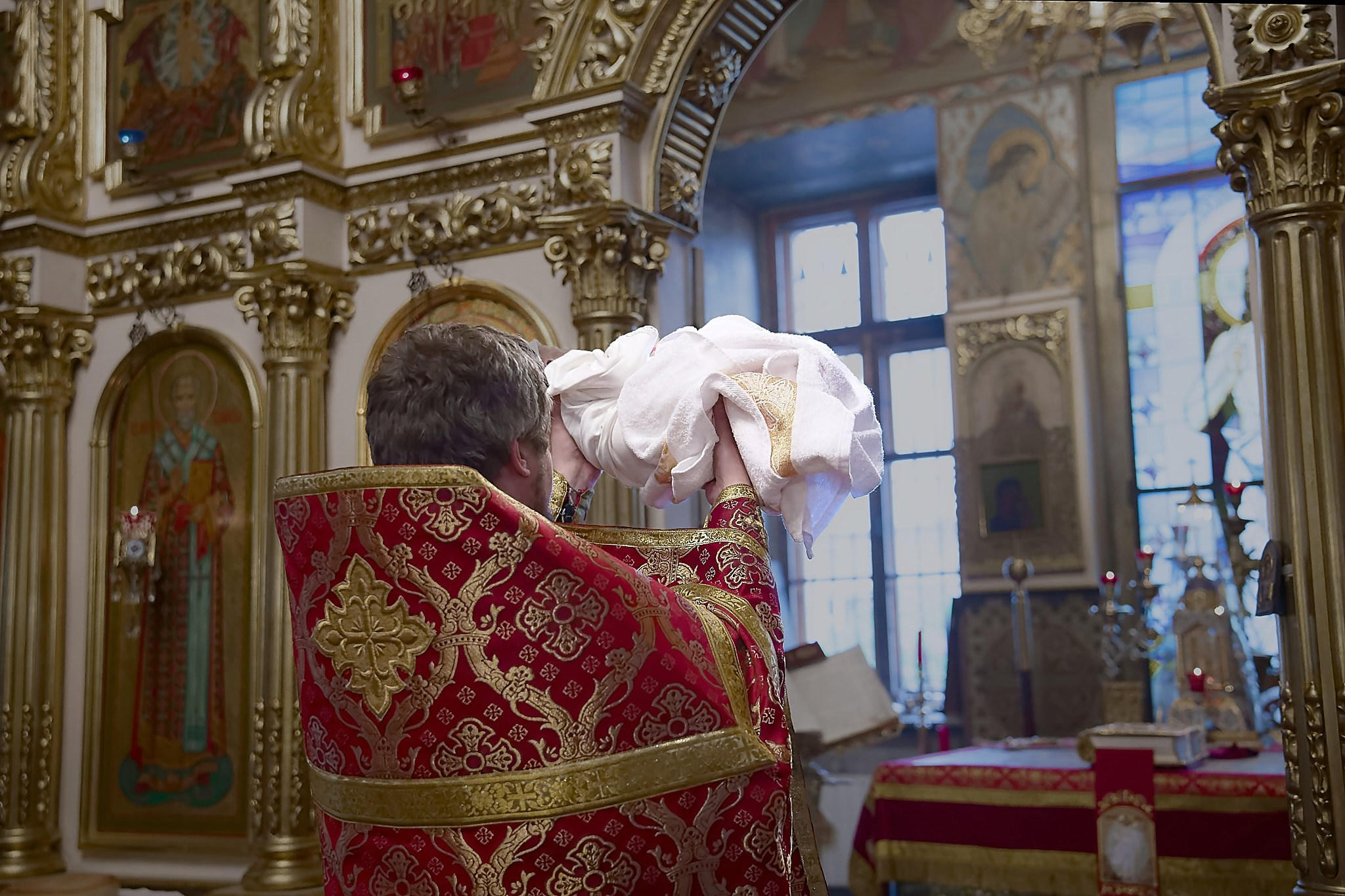 Таинство Крещения на Светлой Седмице. Фотограф в Москве