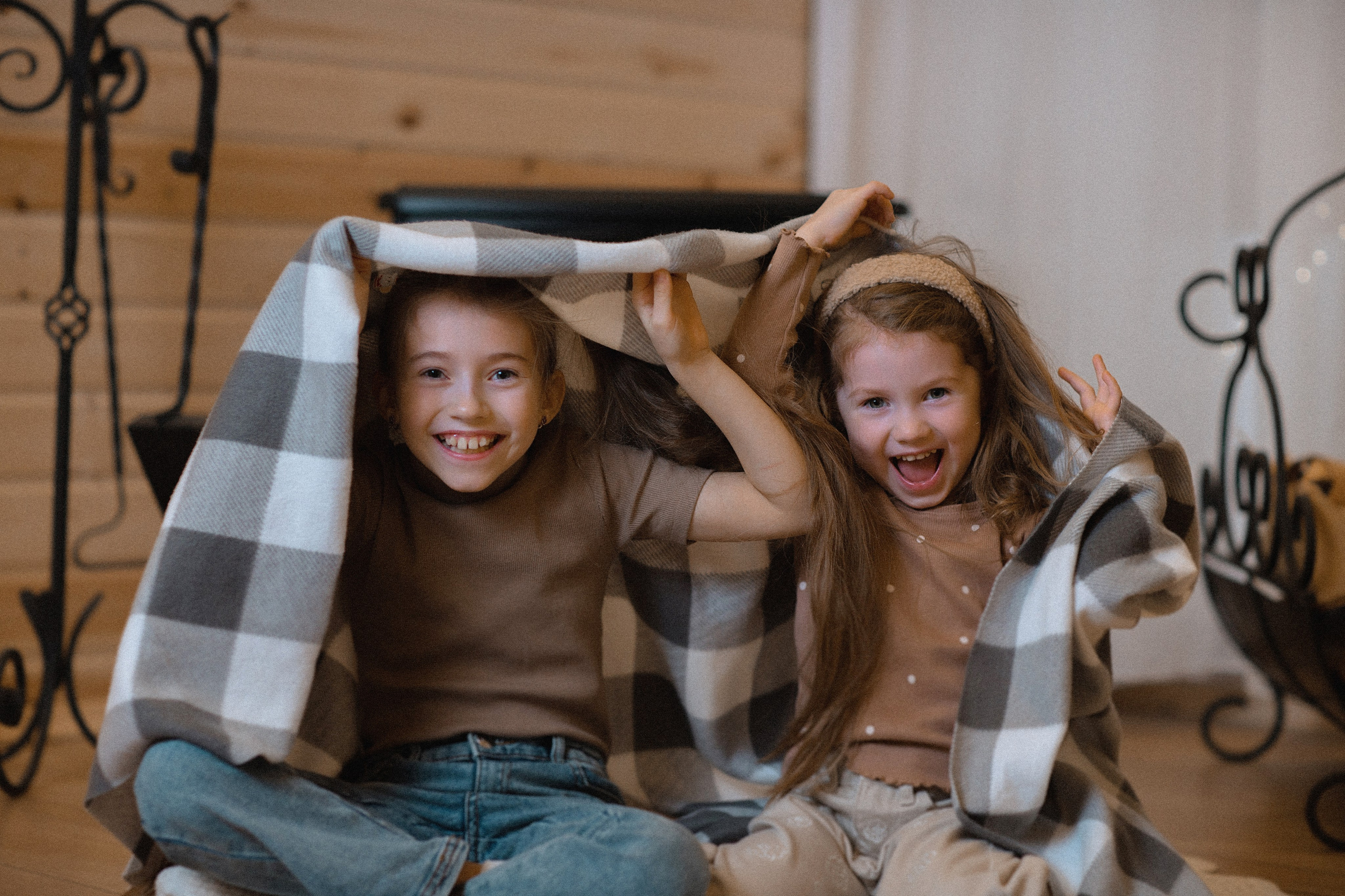 Две сестренки. Photographer Helen Shabalina