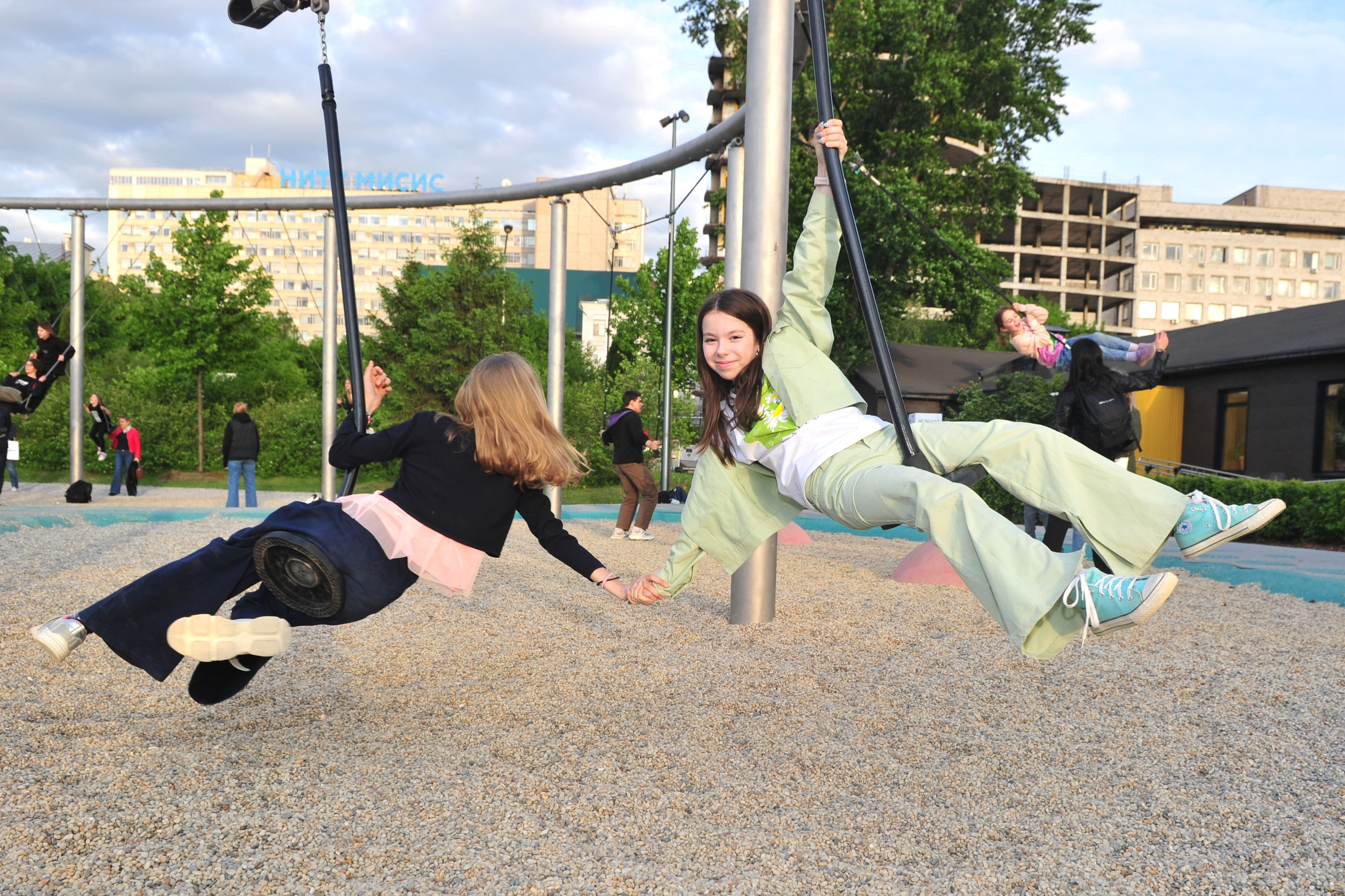 Выпускной для 4-го класса в Парке Горького на улице и в кафе. Свадебный и семейный фотограф в Москве Ирина Гончарова