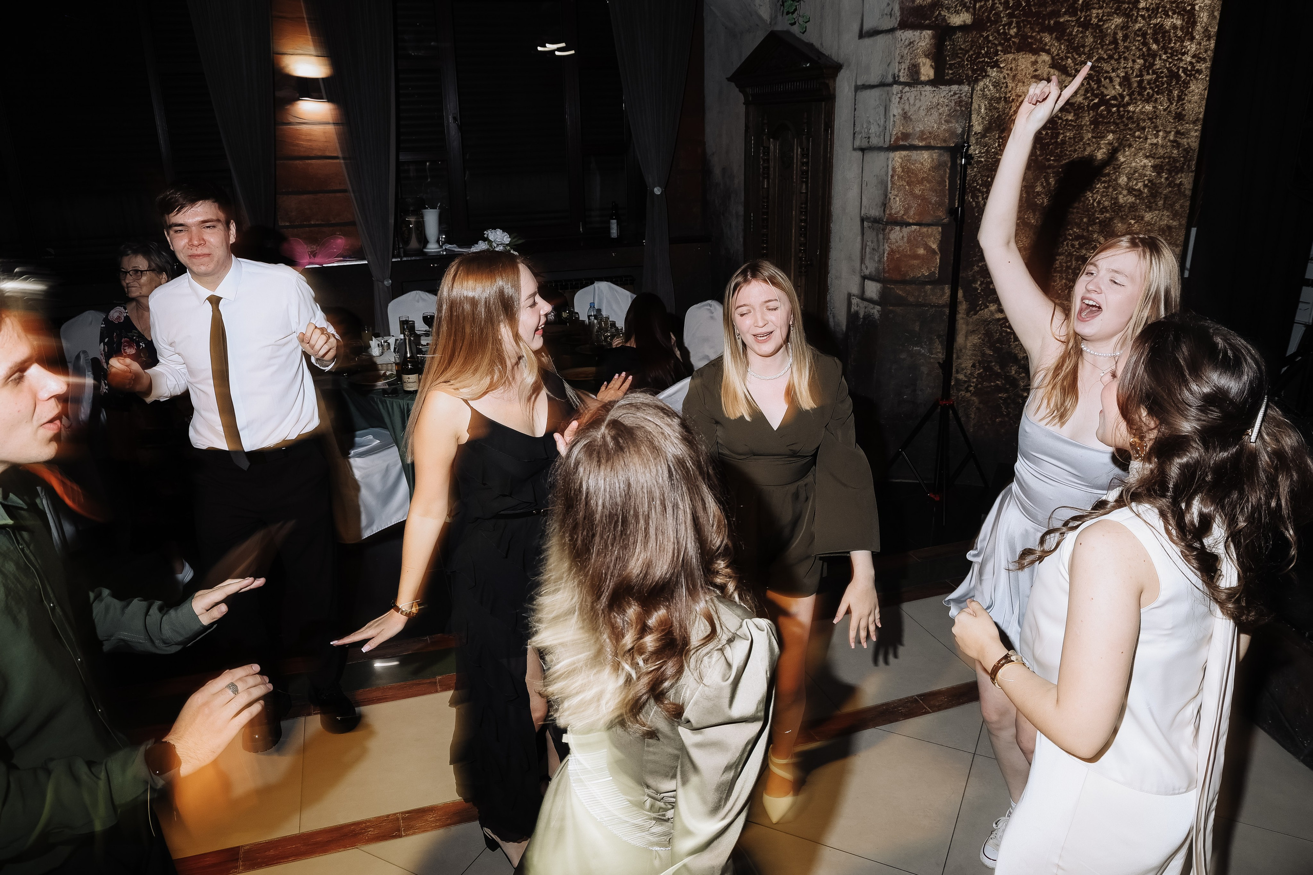 Виктория & Владимир. Свадебный фотограф в Омске Игорь Нестеров