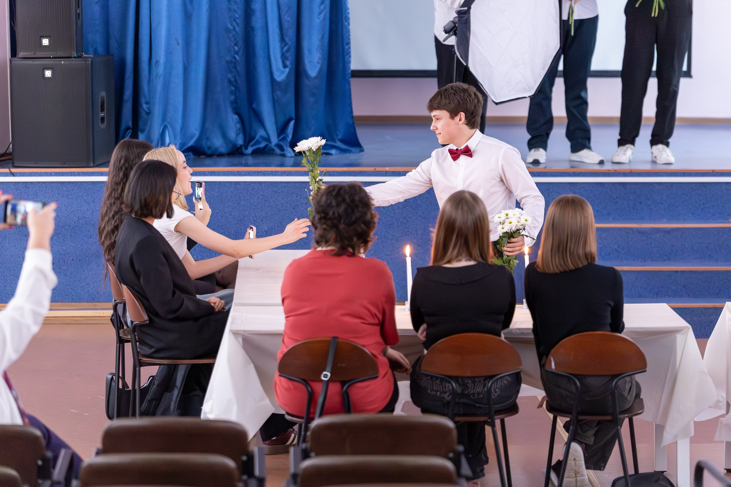 8 марта 2026. Поздравление ребят из 11 класса своих одноклассниц. Главная