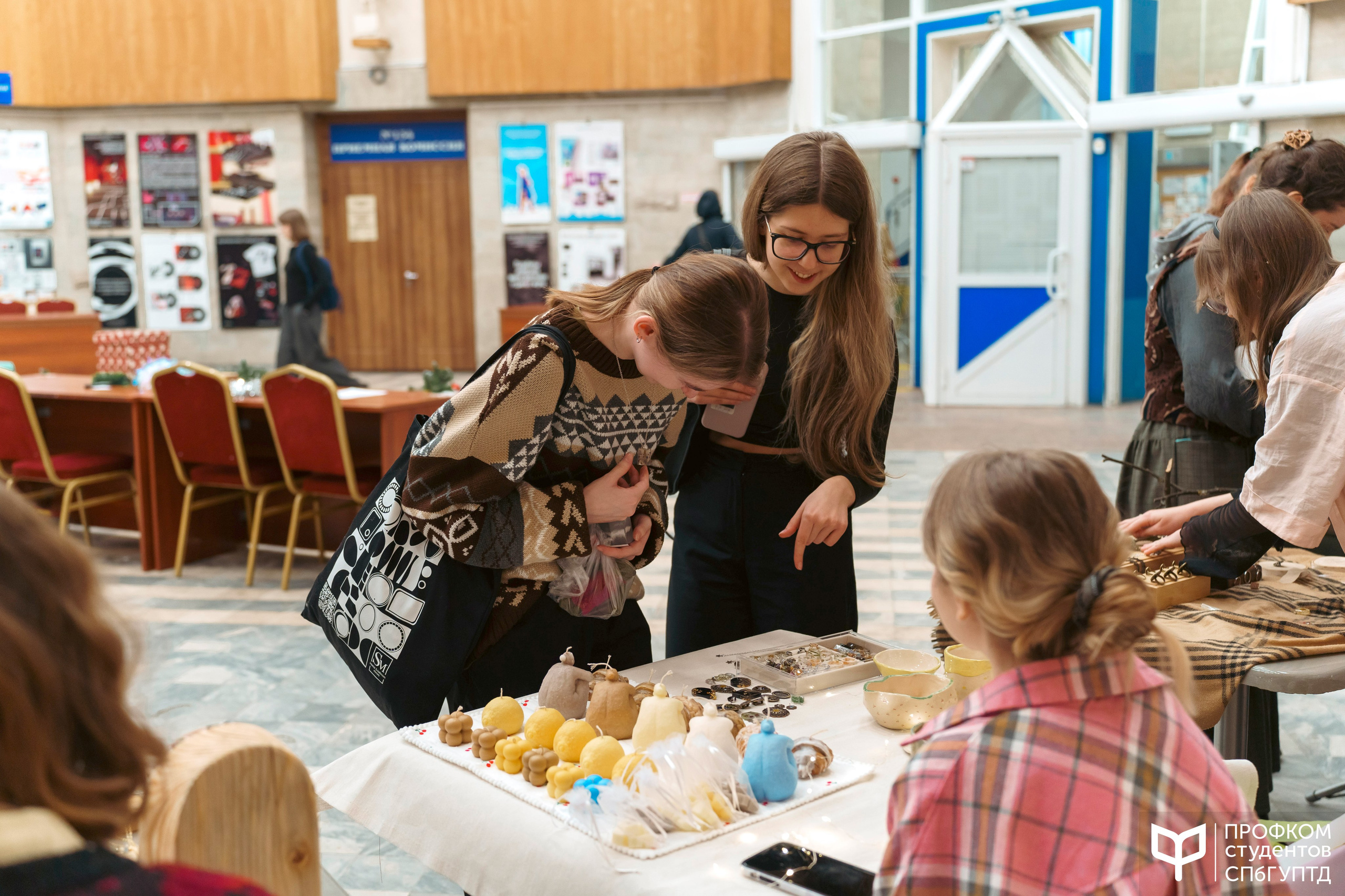 Новогодняя ярмарка 2024. Фотограф в Санкт-Петербурге Ибрагимова Алина