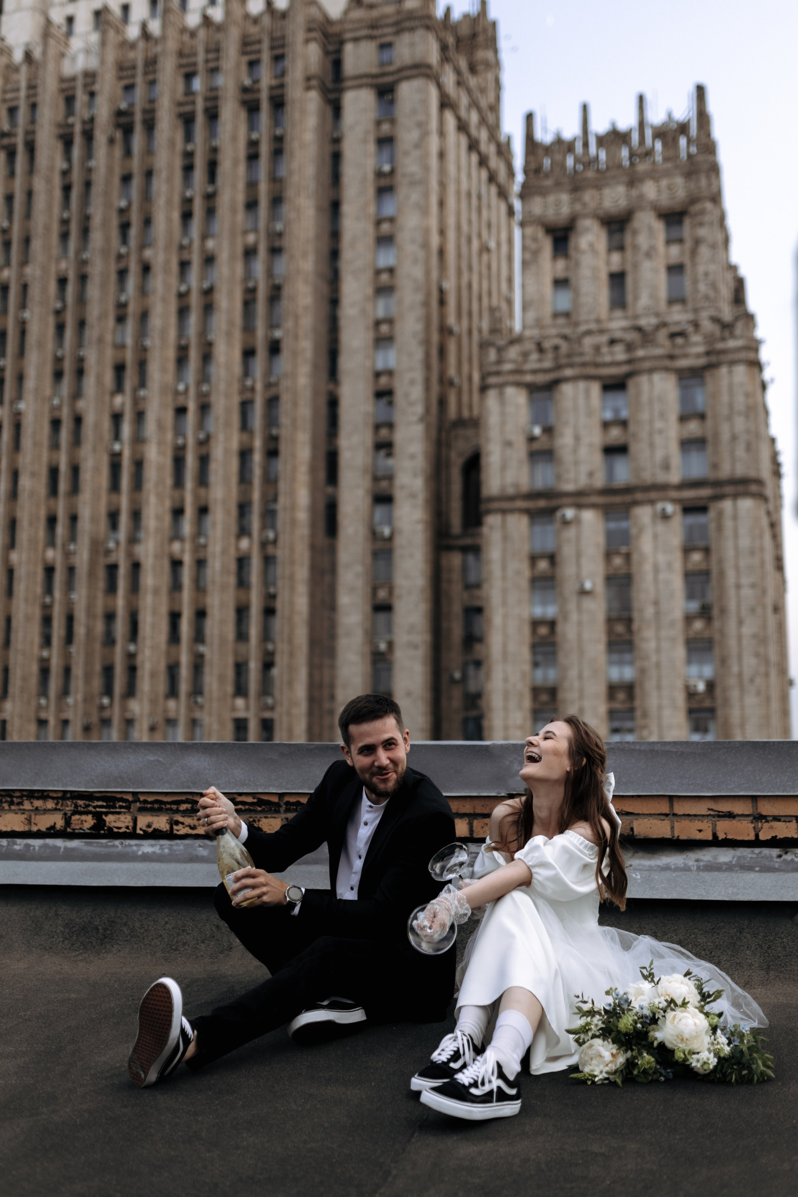 Настя и Никита, крыша. Свадебный фотограф | Москва