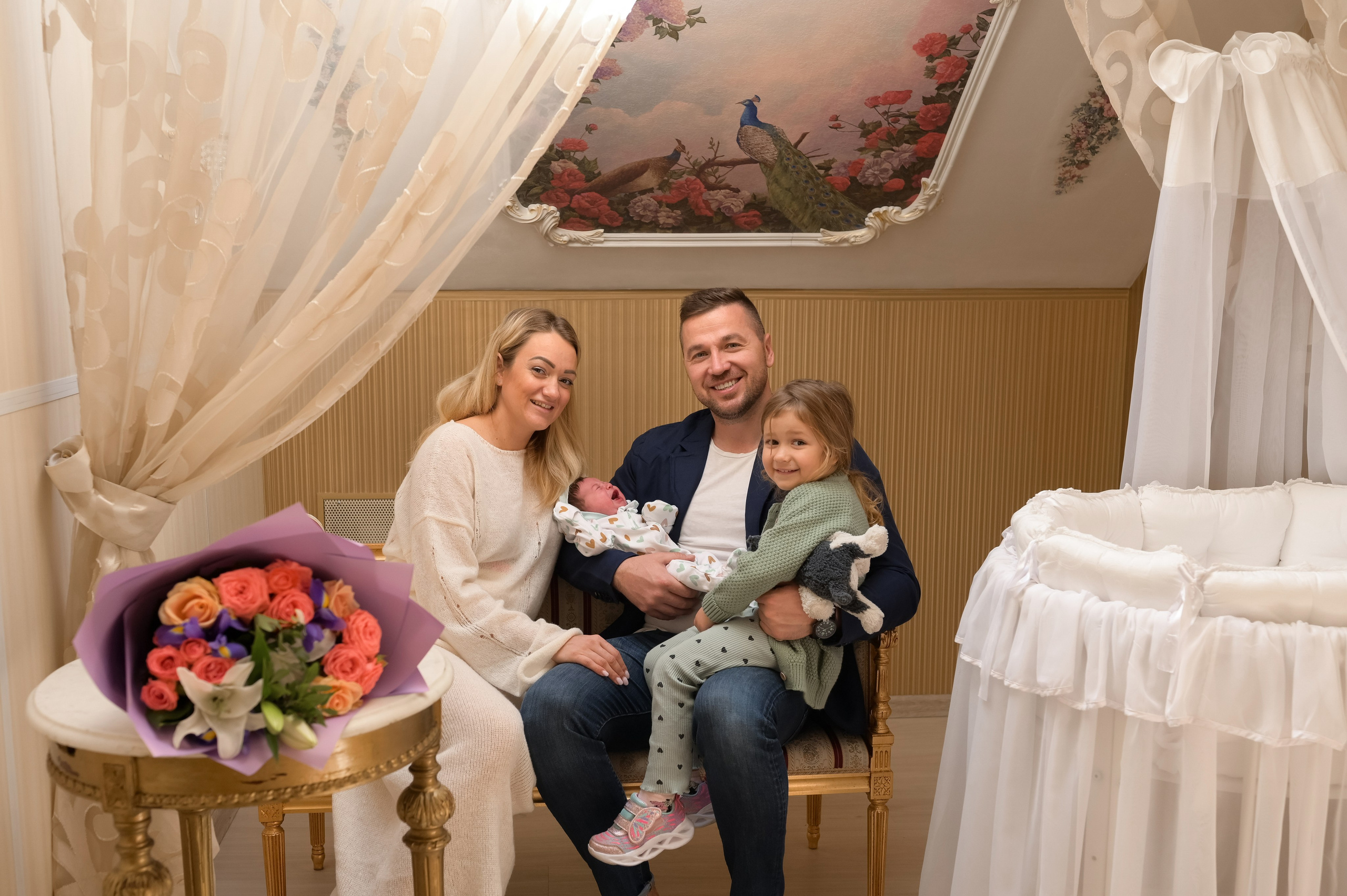 Выписка из роддома. Фотограф на роды и ньюборн в Санкт-Петербурге | Настасья Сергеева