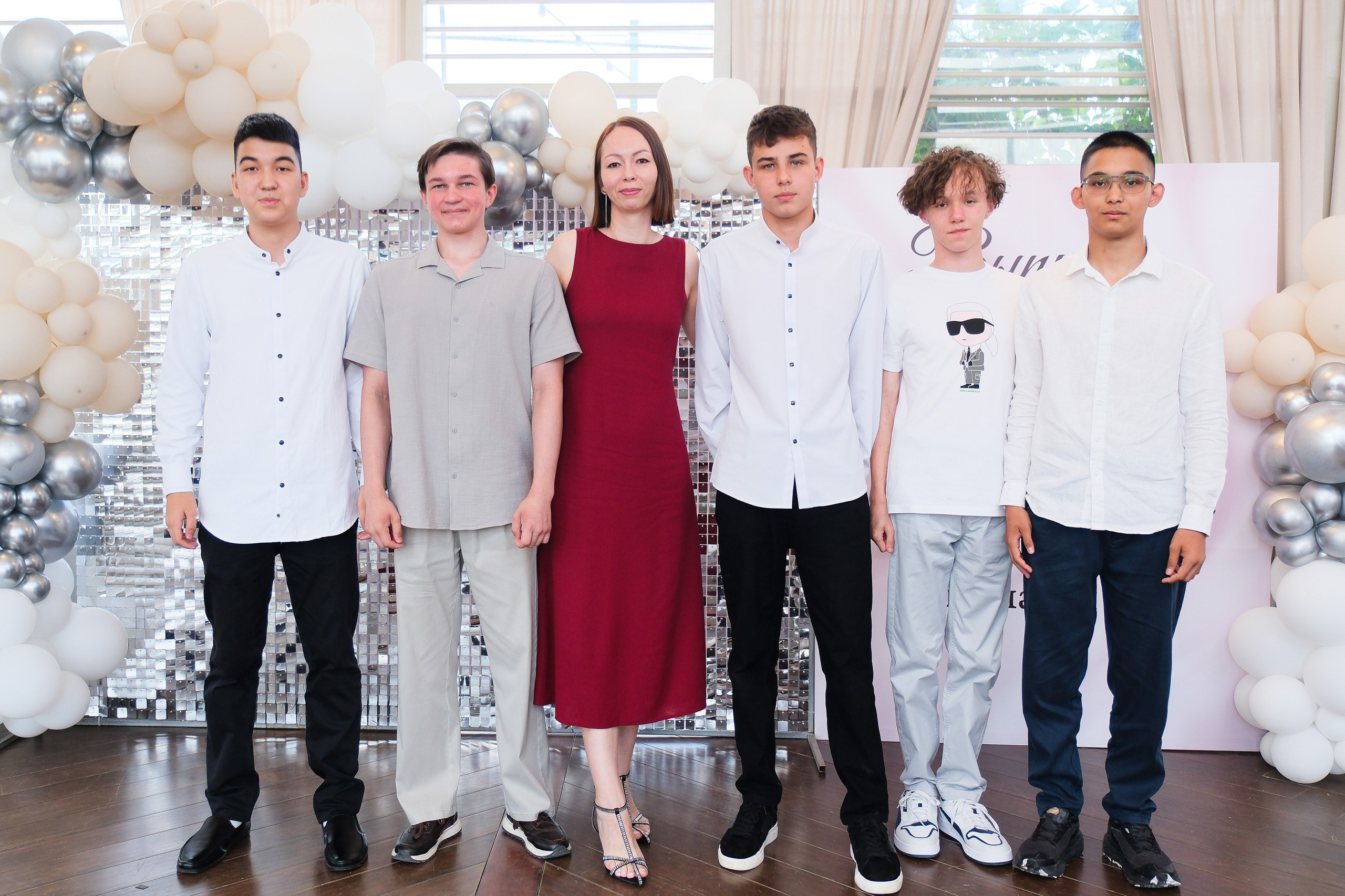 9 Класс Выпускной. Фотограф Анатолий Деникин