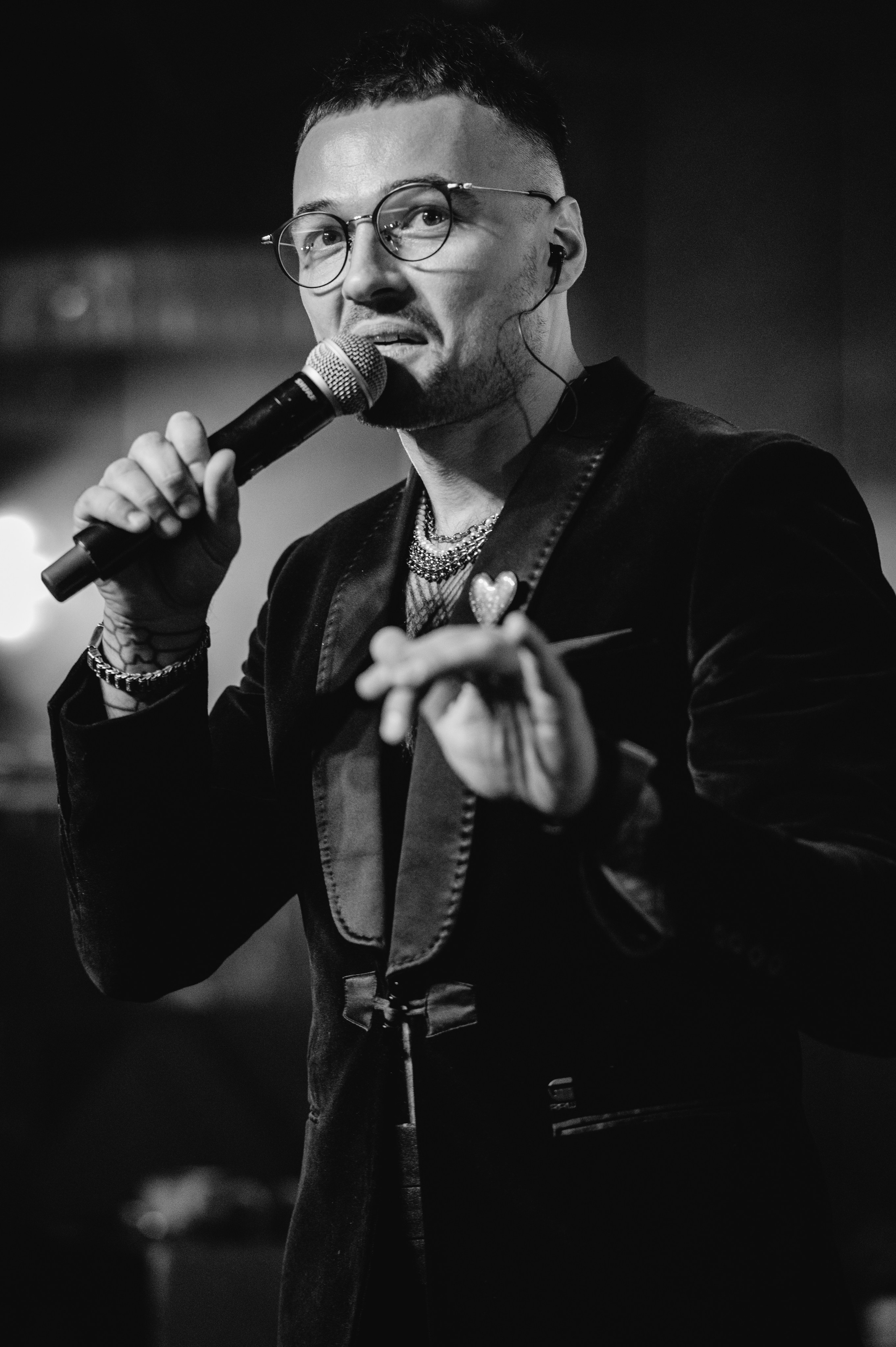 SECRET SHOW. Wedding photographer in Moscow and around the world Andrey Medvednikov