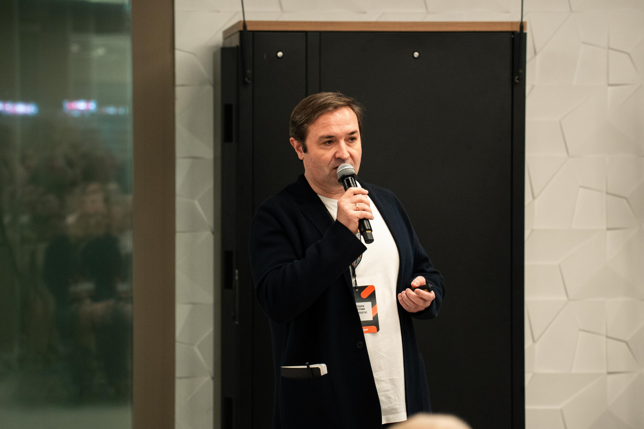 Global Tech Forum 27.03.2026. Коммерческий и художественный фотограф и видеограф в Москве Арсений Тургенев