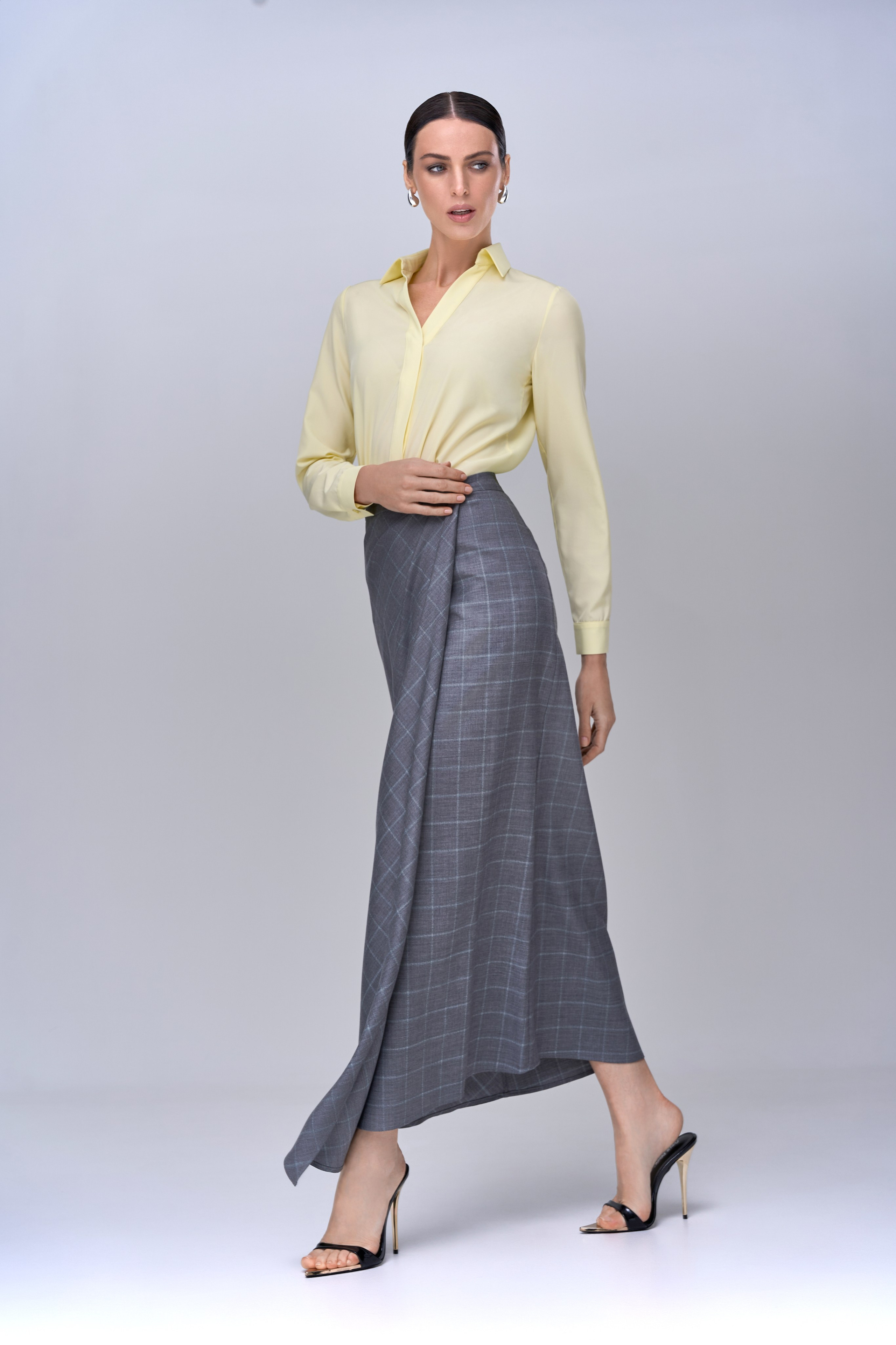 На модели. Главная