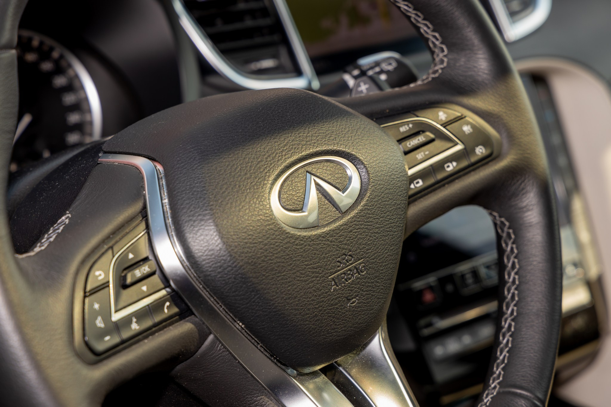 Infiniti QX55. Репортажный, семейный и студийный фотограф в Москве Демин Алексей