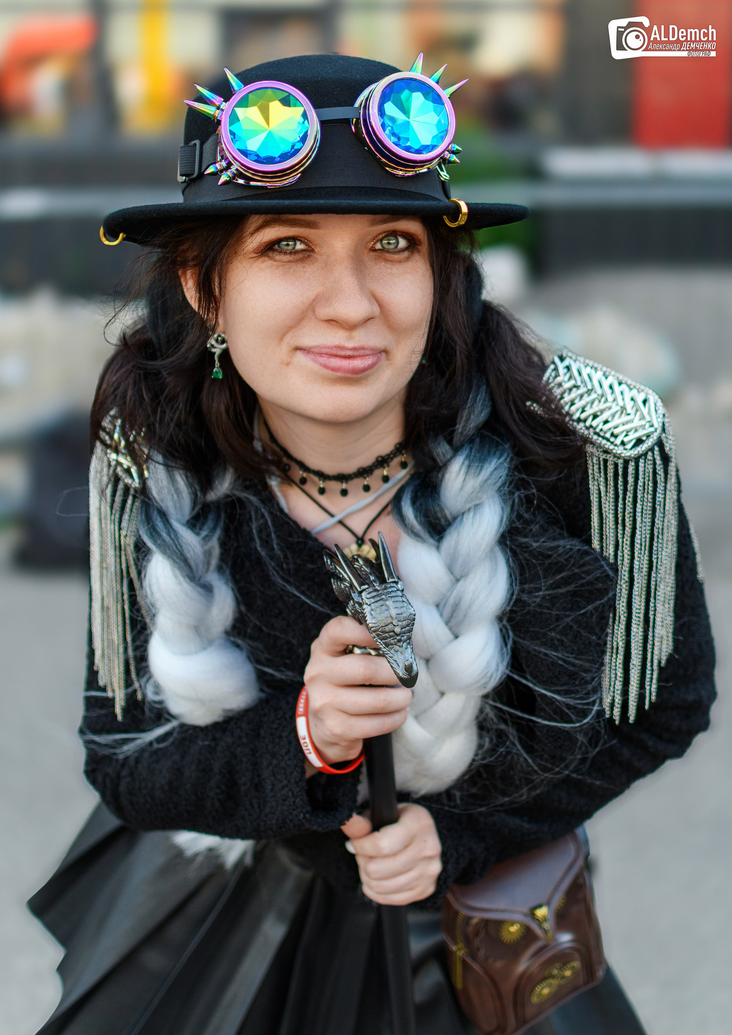 Портретный фотограф в студии и ретушёр в Москве и Дмитрове