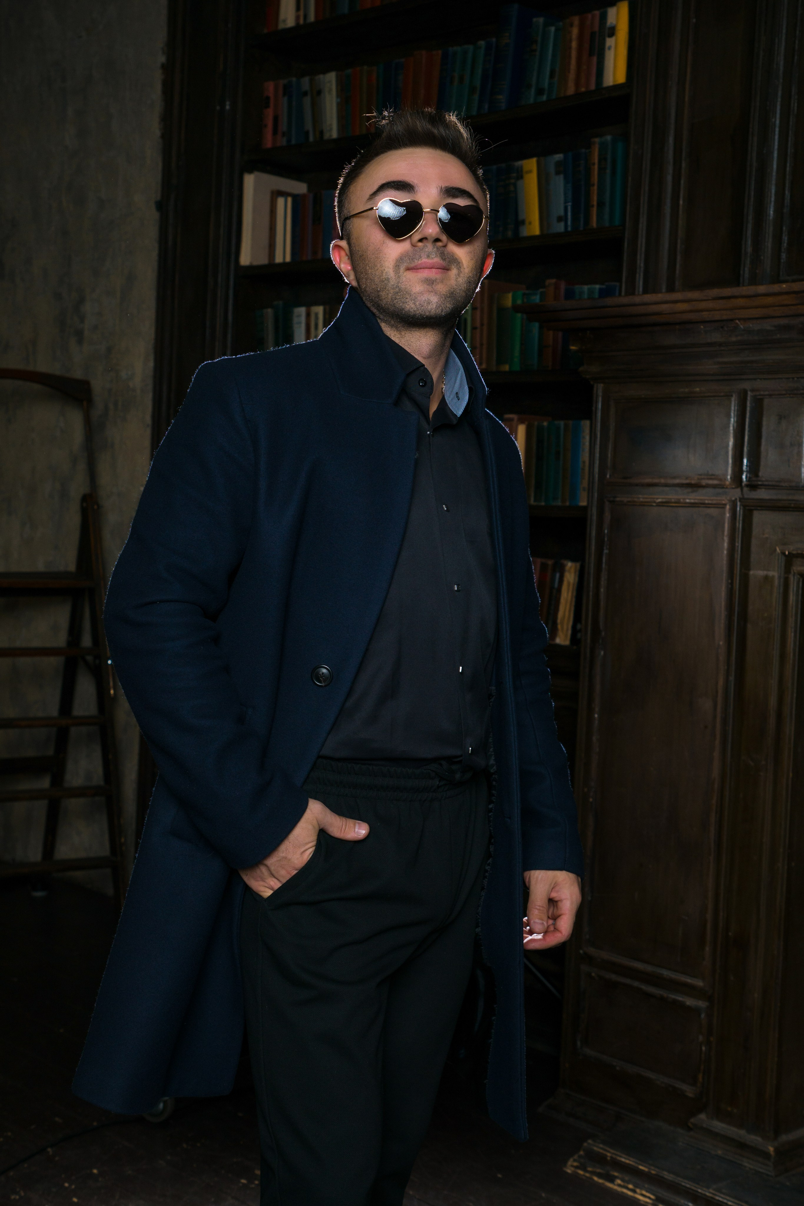 Ведущий Илья. Фотограф