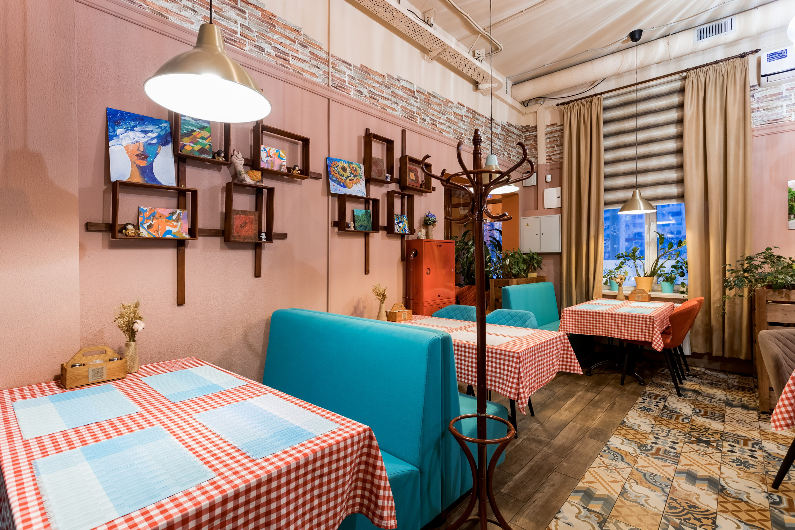 Кафе Giovane nonna в Реутове. Интерьеры, Контент, Портреты | Фотограф в Москве Дани Терно