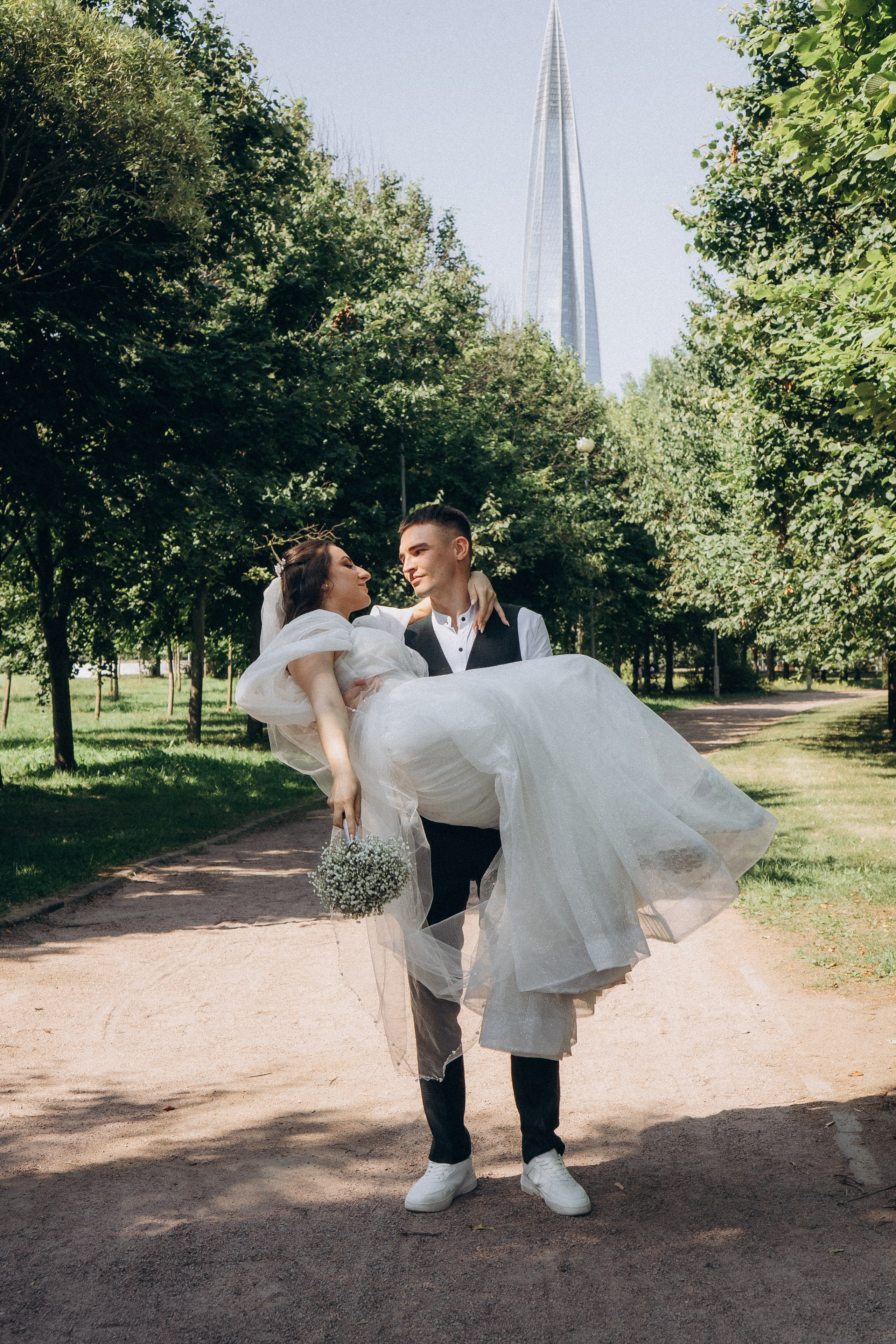 СВАДЕБНАЯ СЬЕМК В ПАРКЕ 300-ЛЕТИЯ. Профессиональный фотограф, Санкт-Петербург — Виктория Богомолова