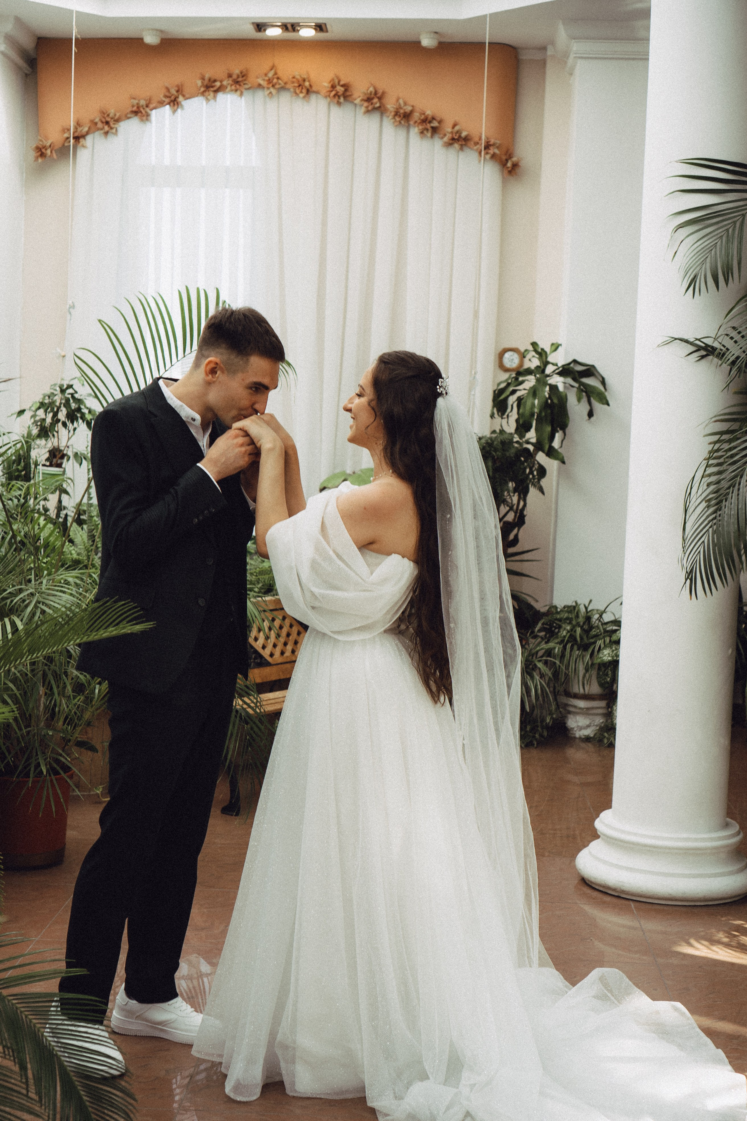 СВАДЕБНАЯ СЬЕМК В ПАРКЕ 300-ЛЕТИЯ. Профессиональный фотограф, Санкт-Петербург — Виктория Богомолова