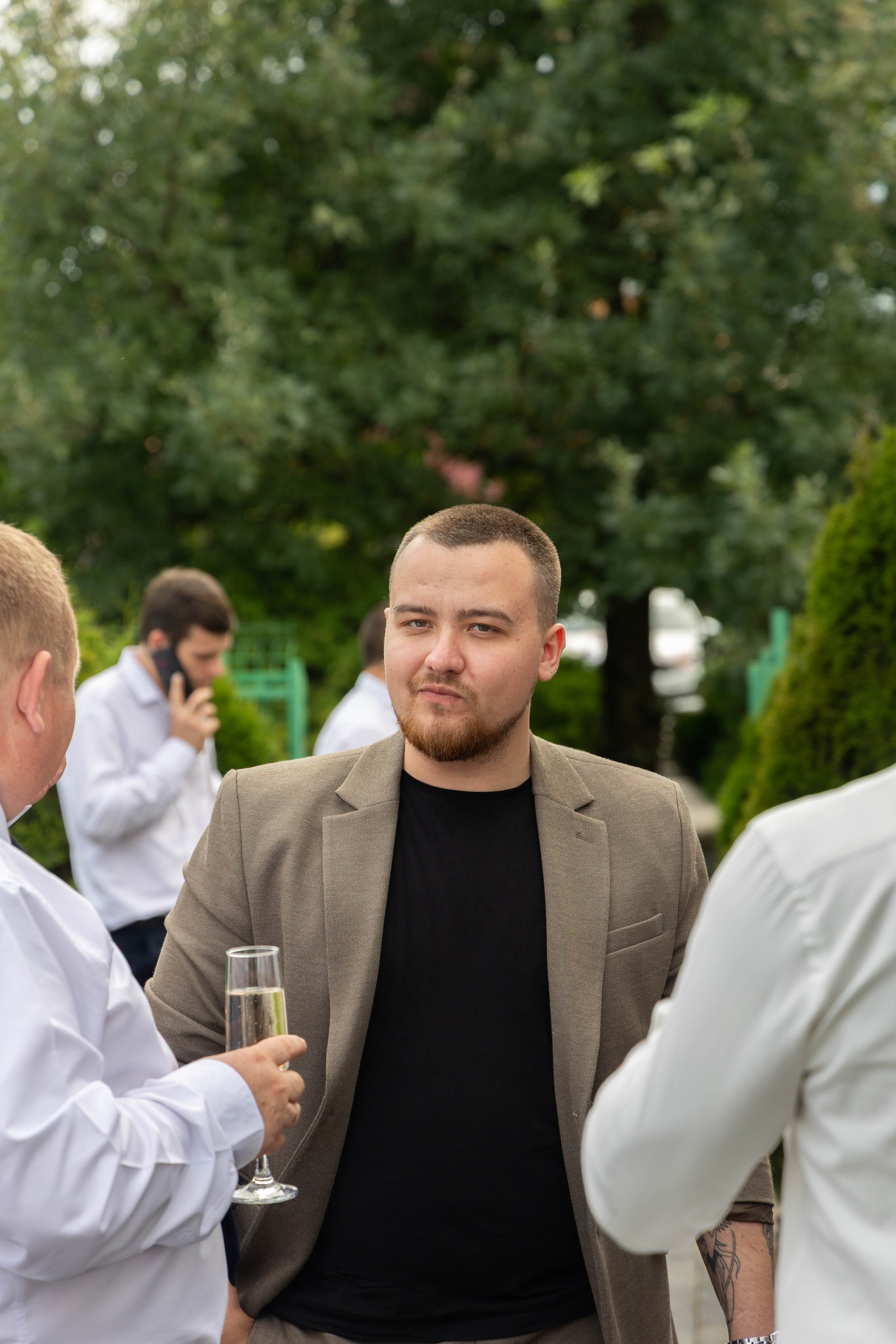 Свадебная фотосессия свадебный фотограф Татьяна Марсуверских свадебная фотопрогулка Москва Жуковский. Фотограф для маркетплейсов, фотоуслуги в Жуковском Татьяна Марсуверских