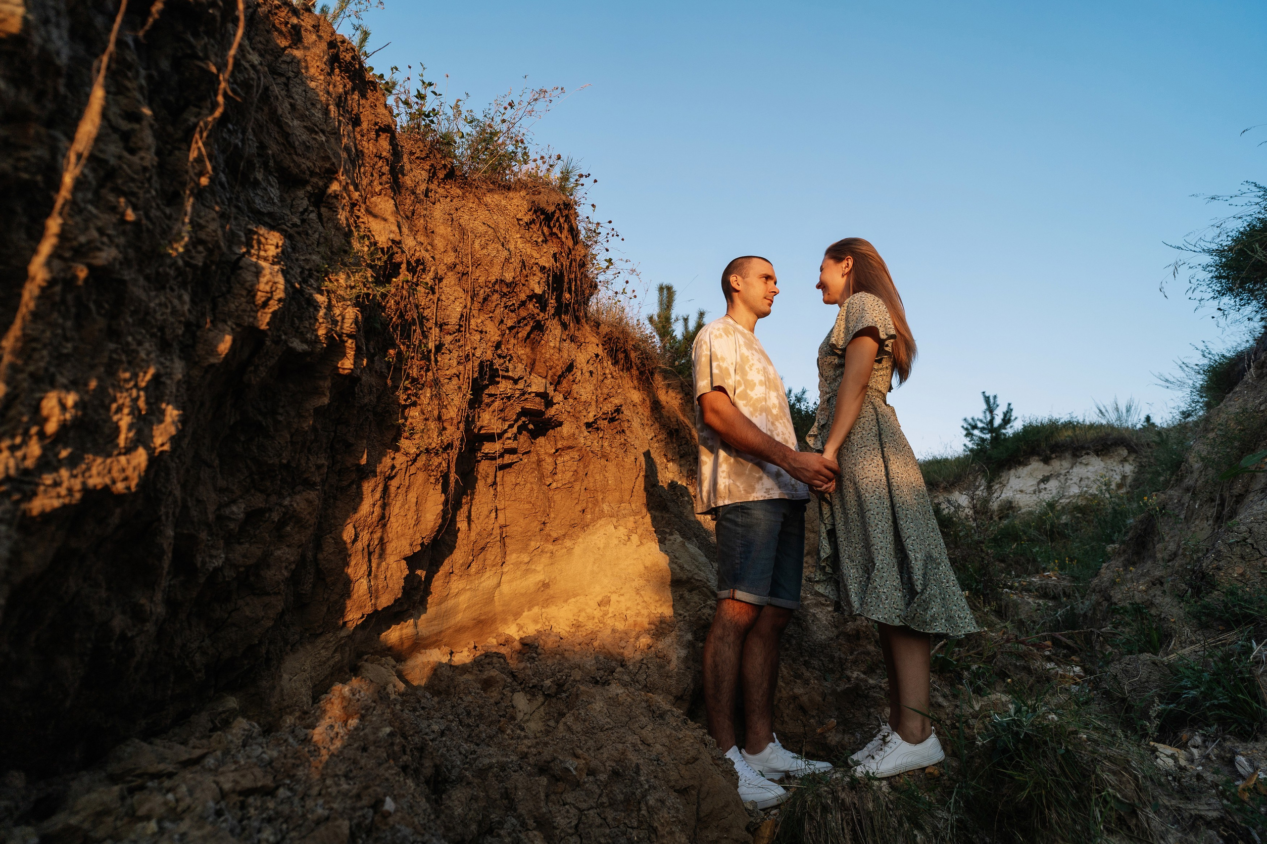 Фотосессия на закате на фоне природы для Инны и Максима. Свадебный фотограф в Тамбове Павел Четвертков