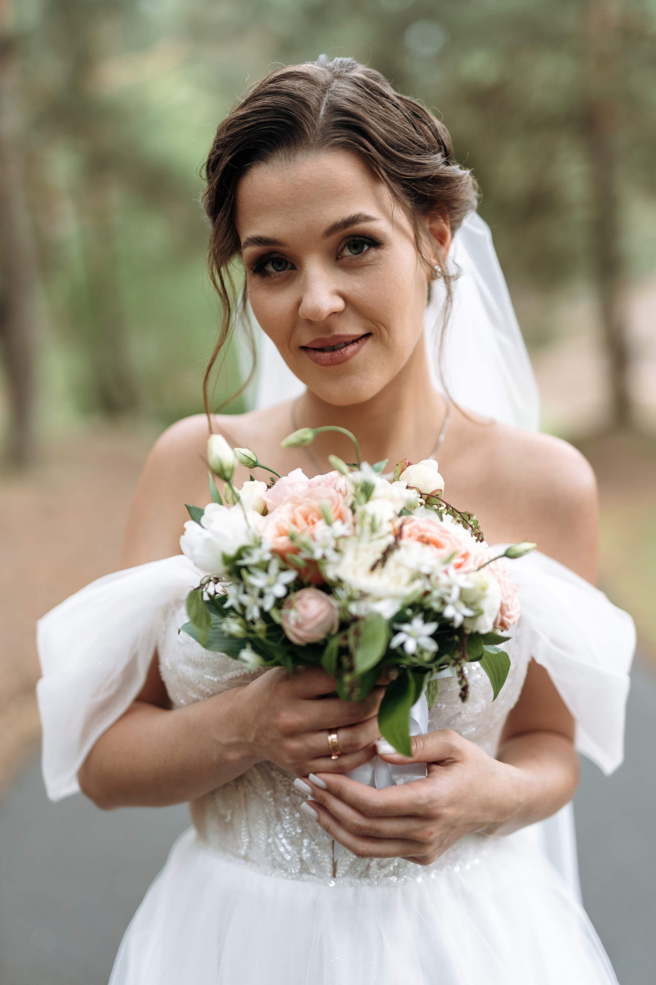 Свадебный день Яны и Максима, прогулка в лесу, Картинная галерея в Тамбове. Свадебный фотограф в Тамбове Павел Четвертков