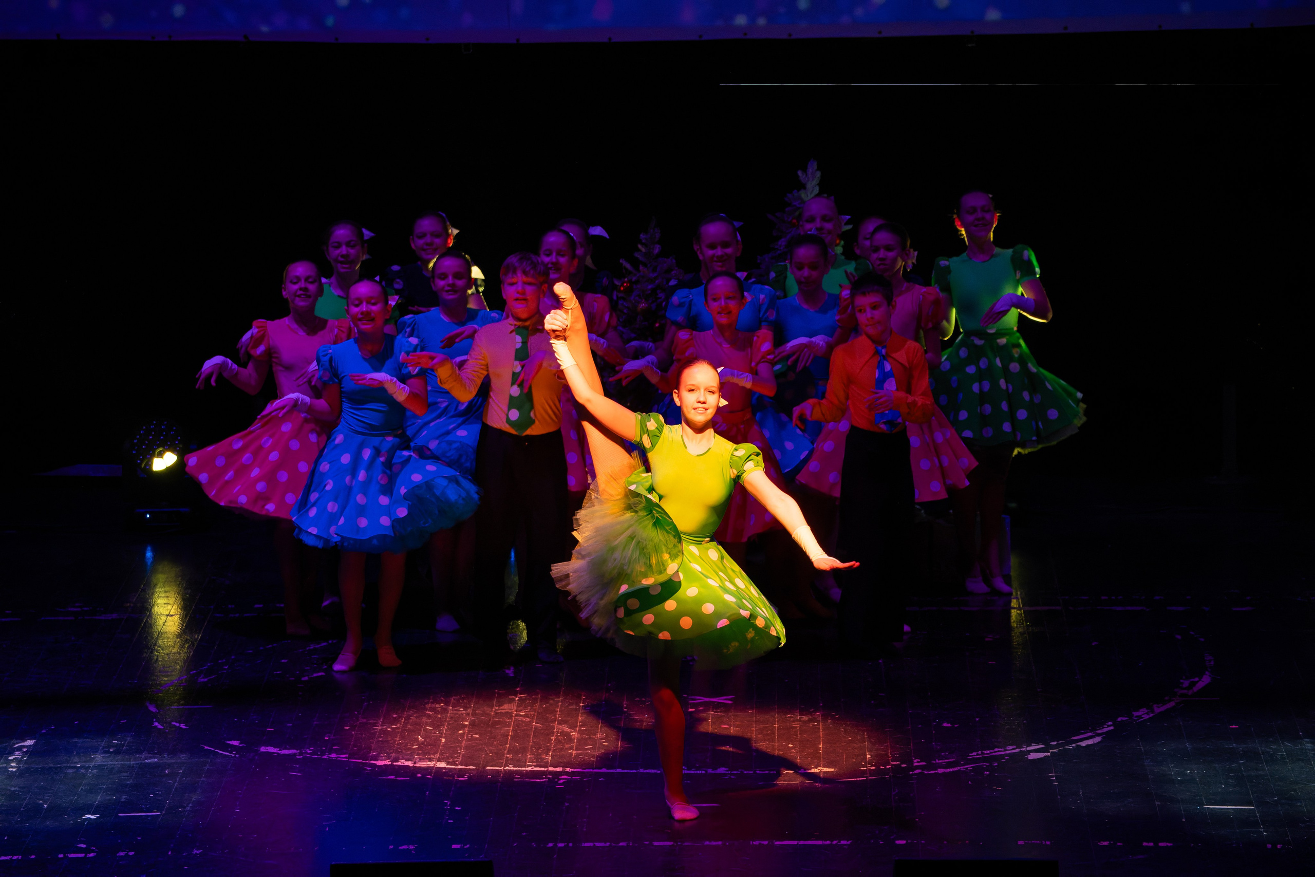 Съёмка новогодних праздников, елки для детей и родителей. «Студия DRONAVT`s» — видеосъёмка и фотография г. Москва